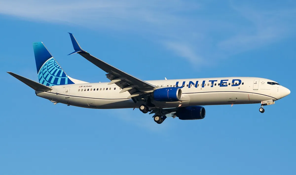 BREAKING NEWS: Body found in wheel of United Airlines plane after it lands at Maui Airport