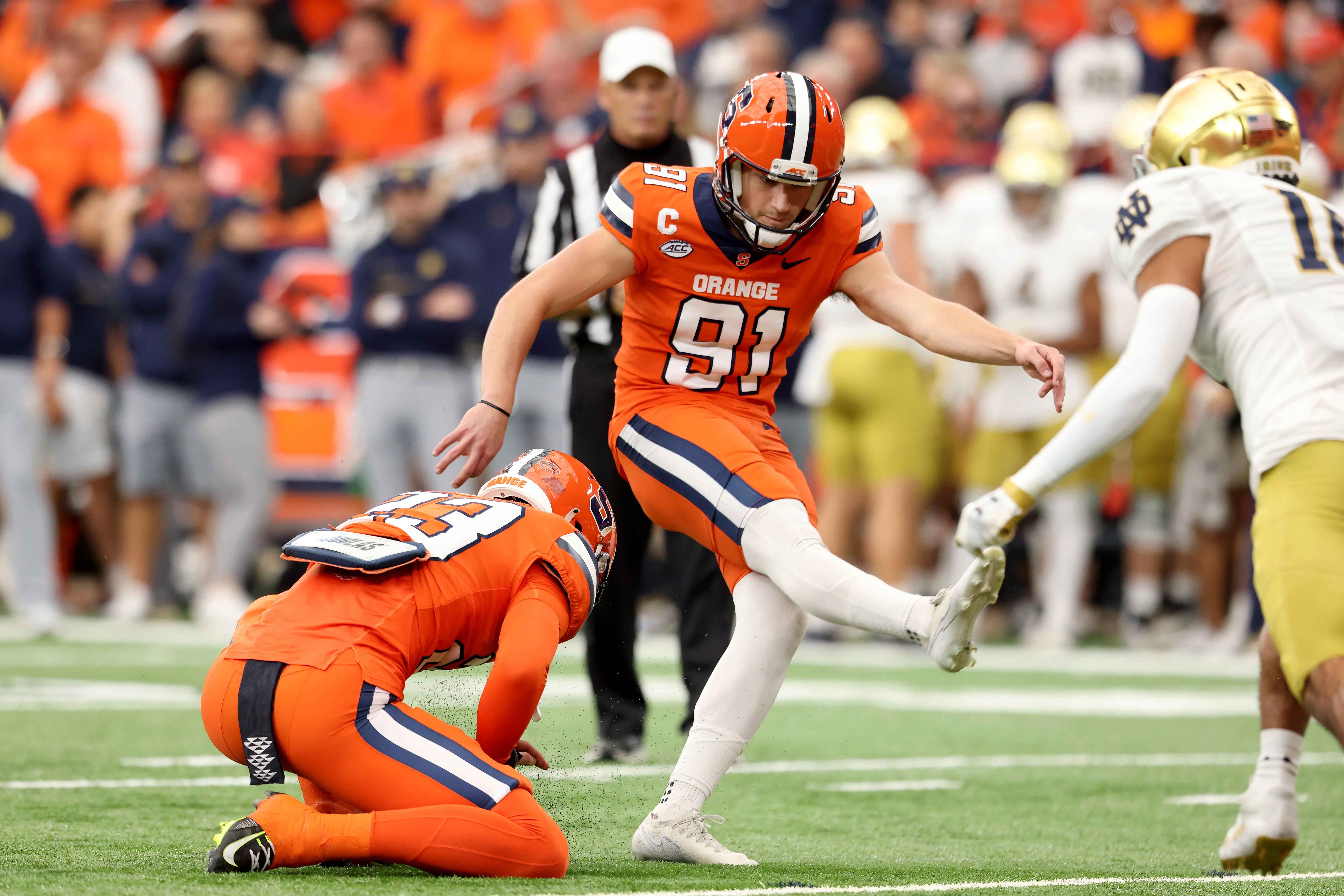 Cleveland Browns Bring Aboard Kicker Andre Szmyt to Practice Squad Amid Kicking Woes