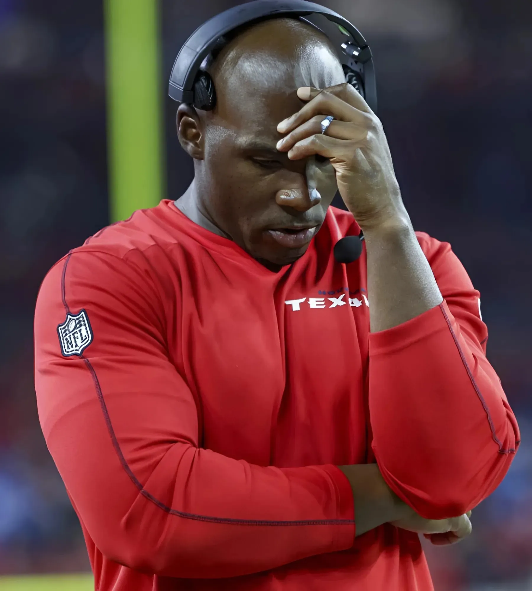 Texans Star Sends Strong Message To Coaching Staff After Blowout Loss