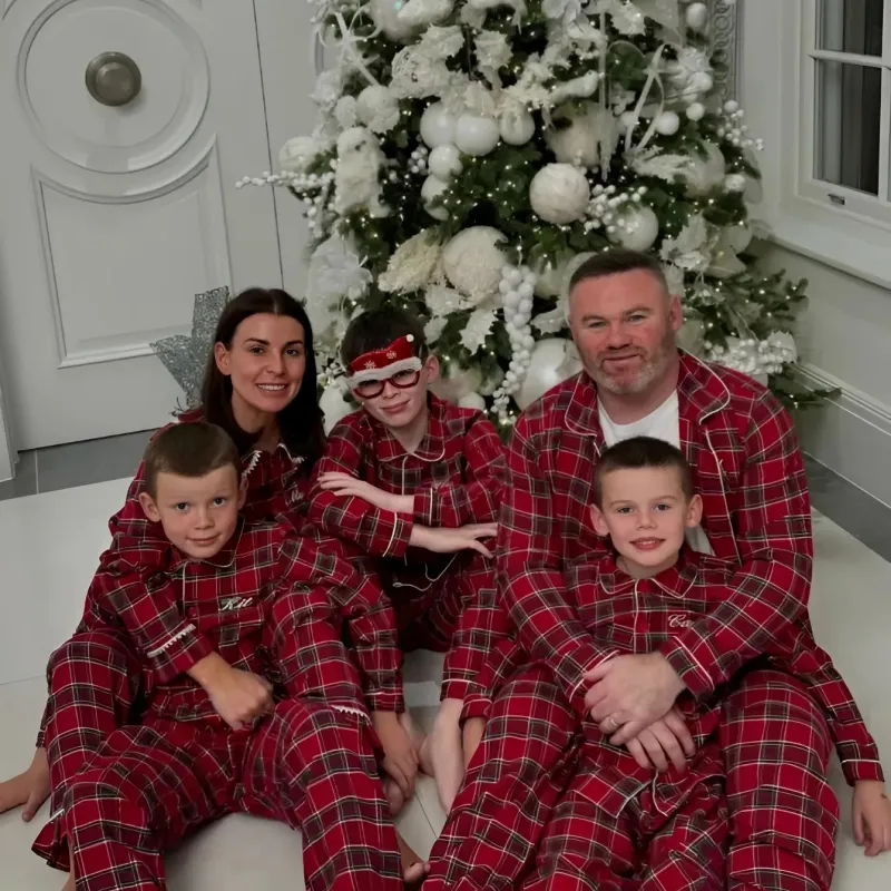 Coleen Rooney reunites with husband Wayne for sweet matching PJs pics with the kids after weeks away for I’m A Celebrity ngocc