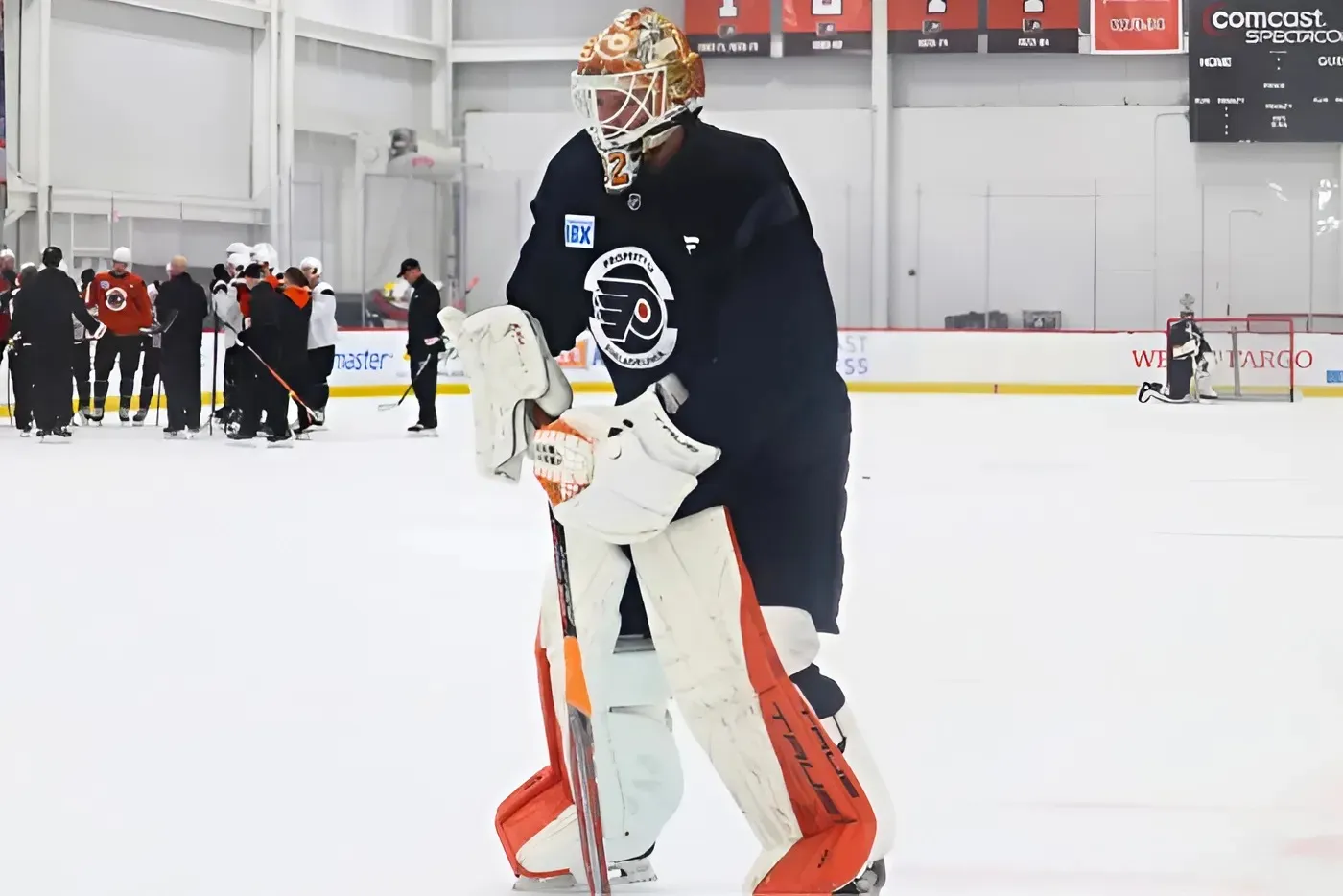 Three's A Crowd: The Unsustainability Of The Flyers Three Goalie Conundrum