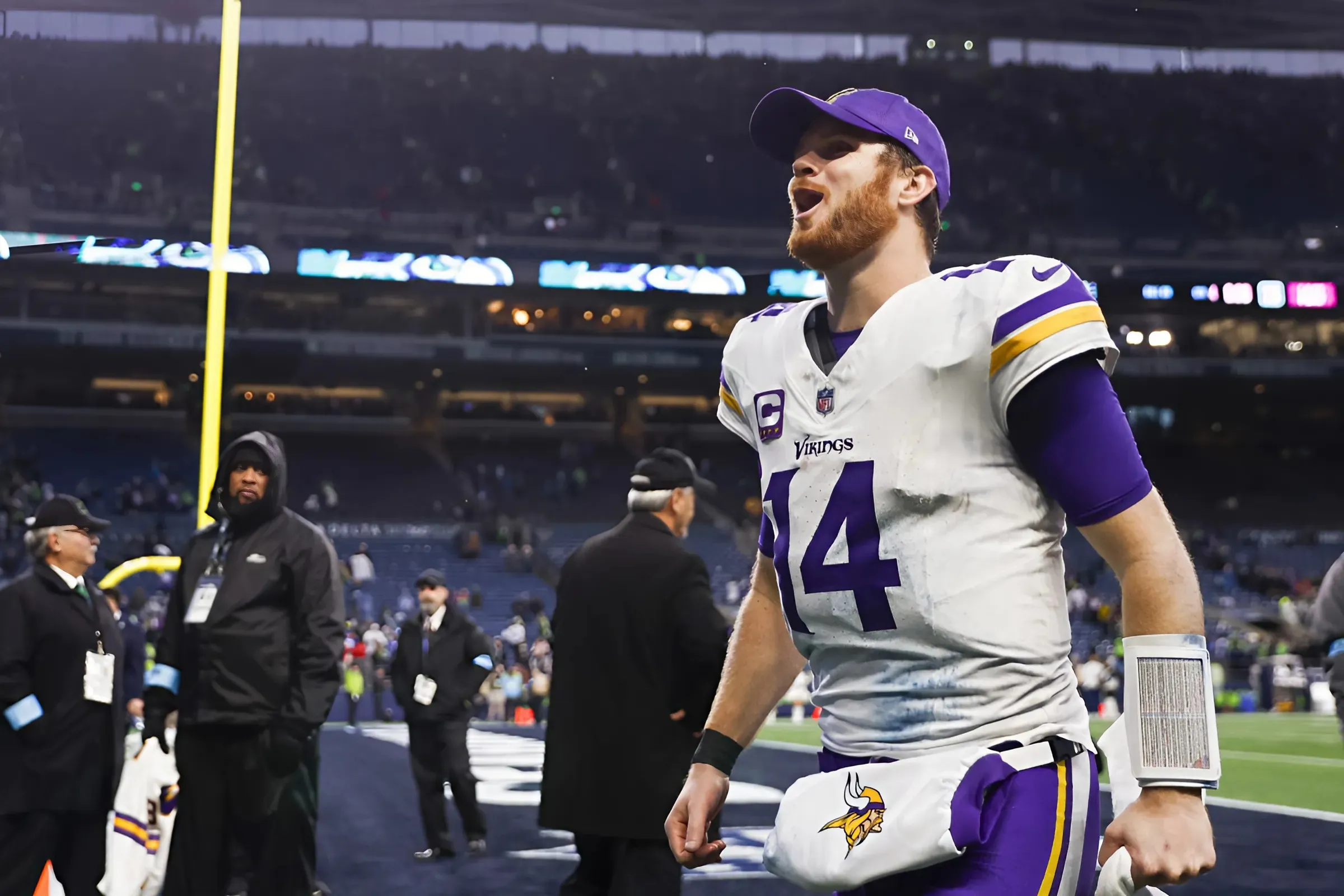 Vikings Predicted to Make Risky Call on QB Sam Darnold