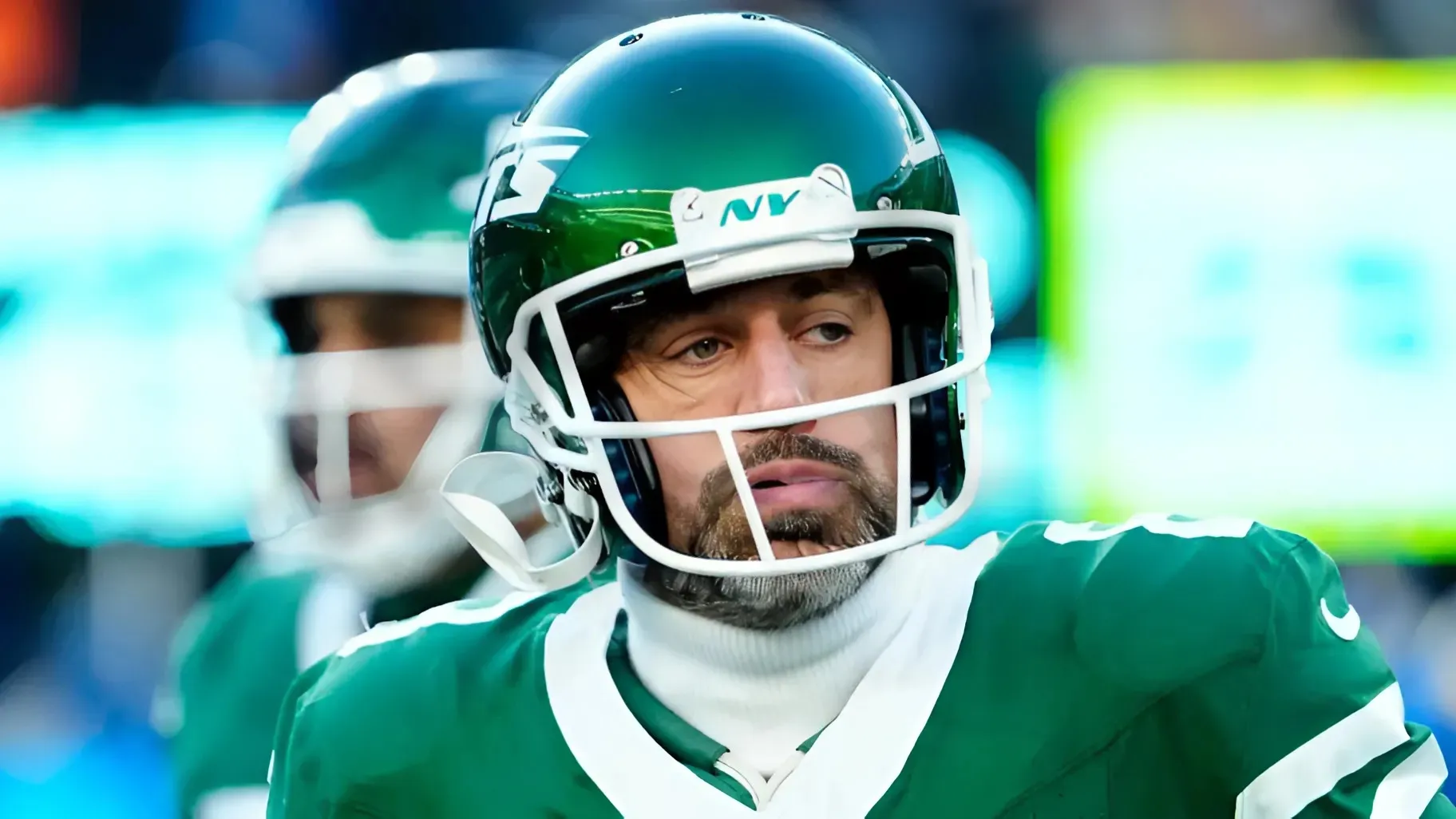 Aaron Rodgers Gave Several Awesome Gifts to the Jets O-Line