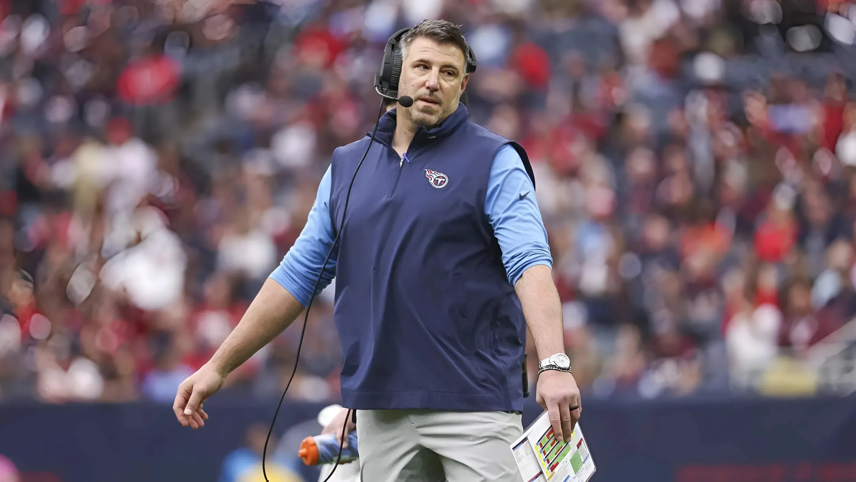 Do Raiders Fans Want Maxx Crosby Gone And Mike Vrabel As Next Coach?