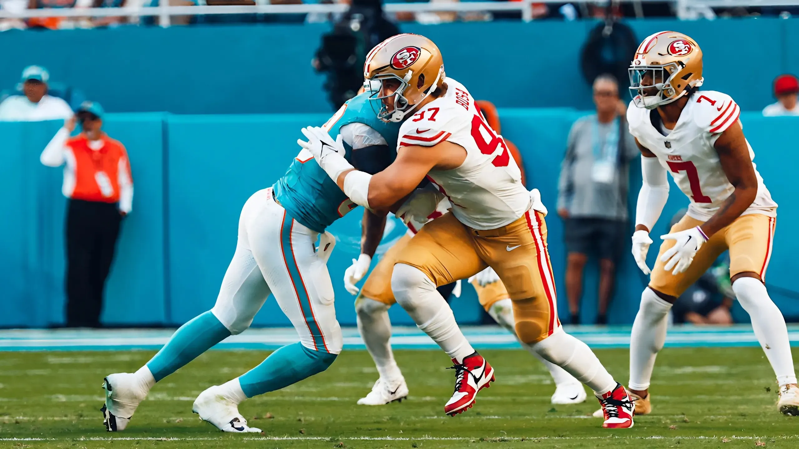 49ers' Nick Bosa hilariously explains viral exchange with Dolphins' Mike McDaniel