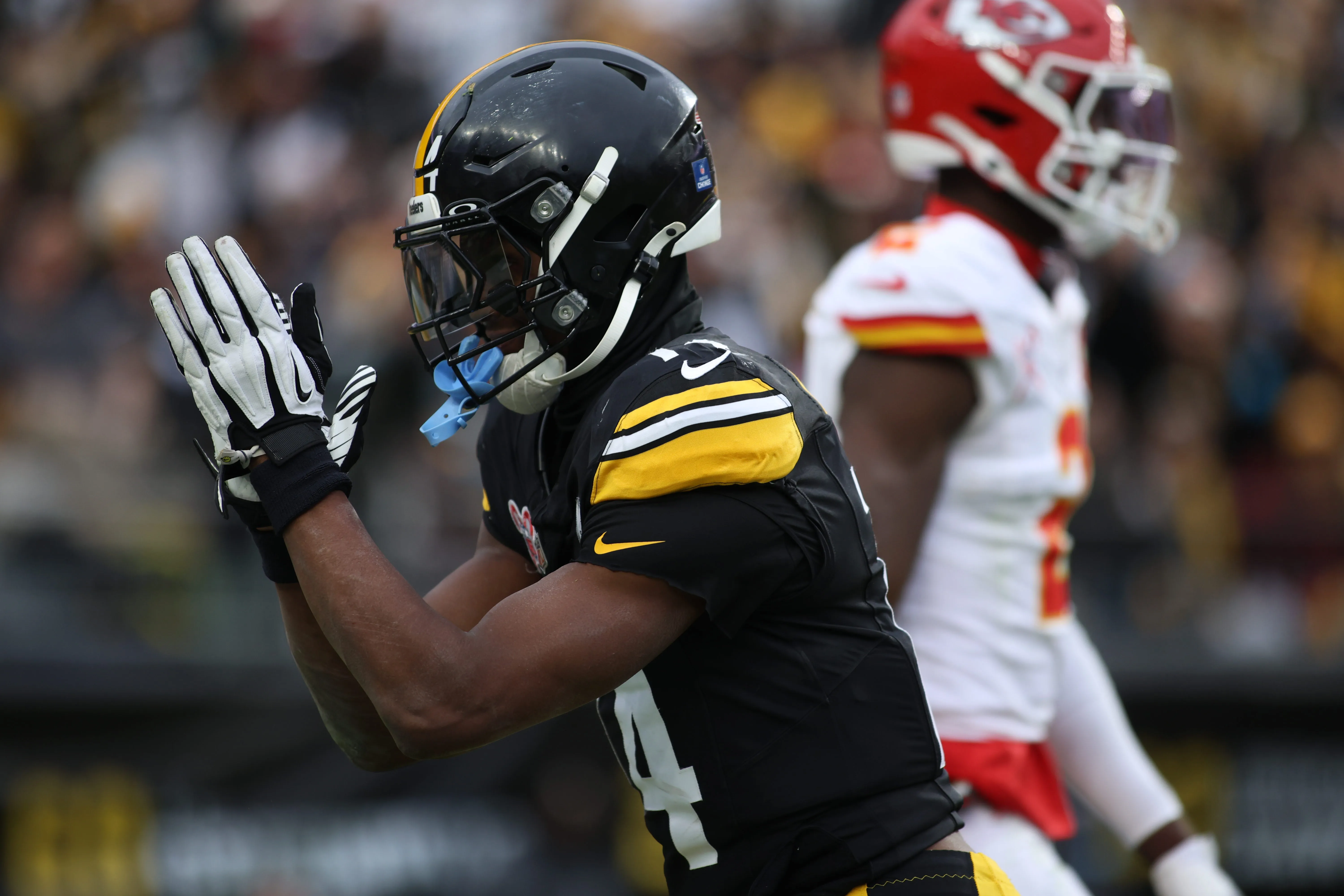 Steelers' George Pickens’ Lack Of Effort Dismissed In Savage Tweet From Chiefs Safety