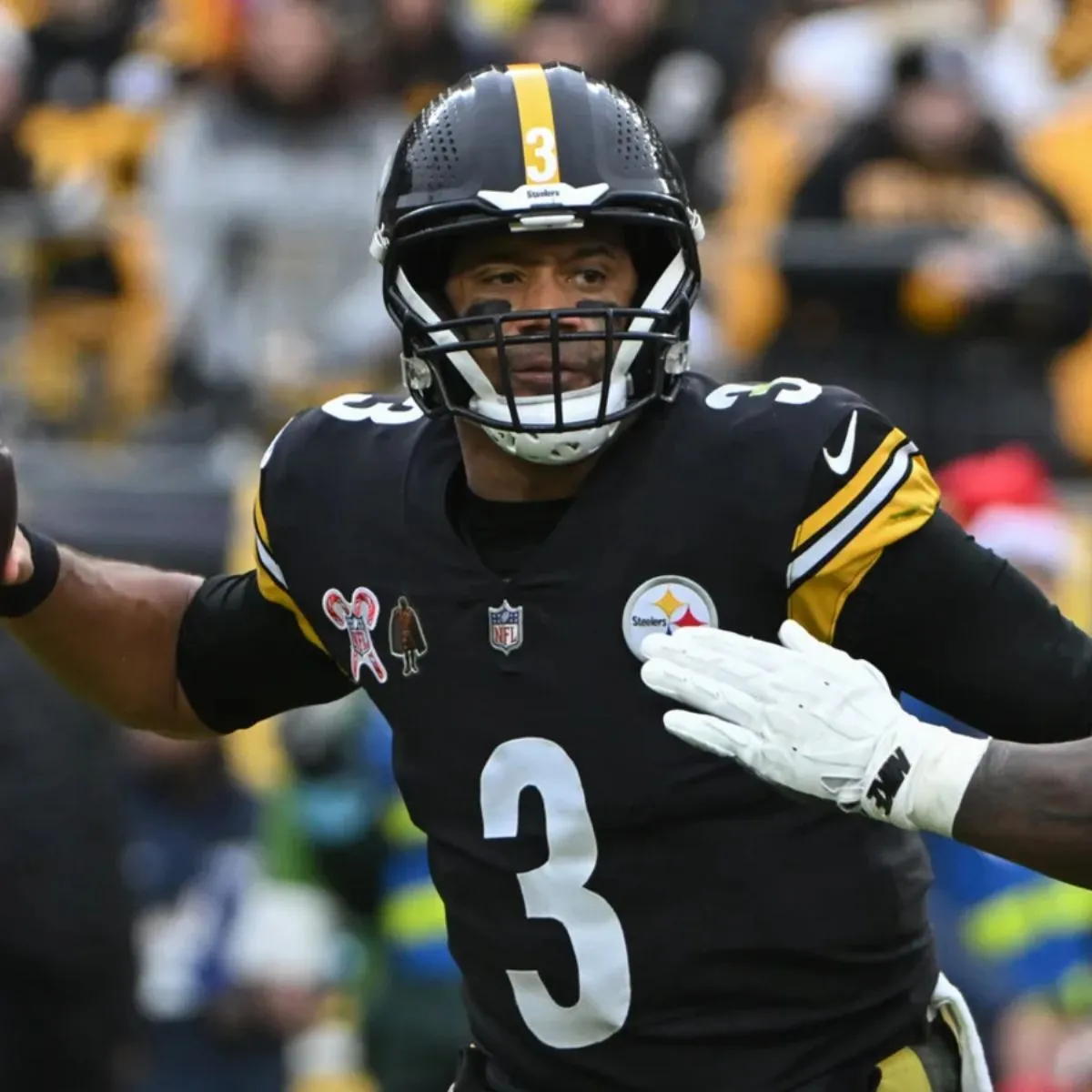 Ex-NFL QB Thinks Steelers Should Move on from Russell Wilson: ‘He Ain’t No Spring Chicken’