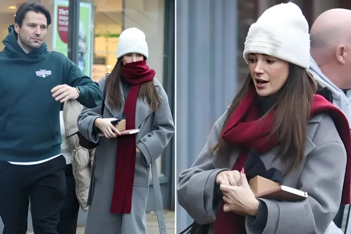 Stylish Michelle Keegan wraps up in grey coat as she joins husband Mark Wright and her family for breakfast ngocc