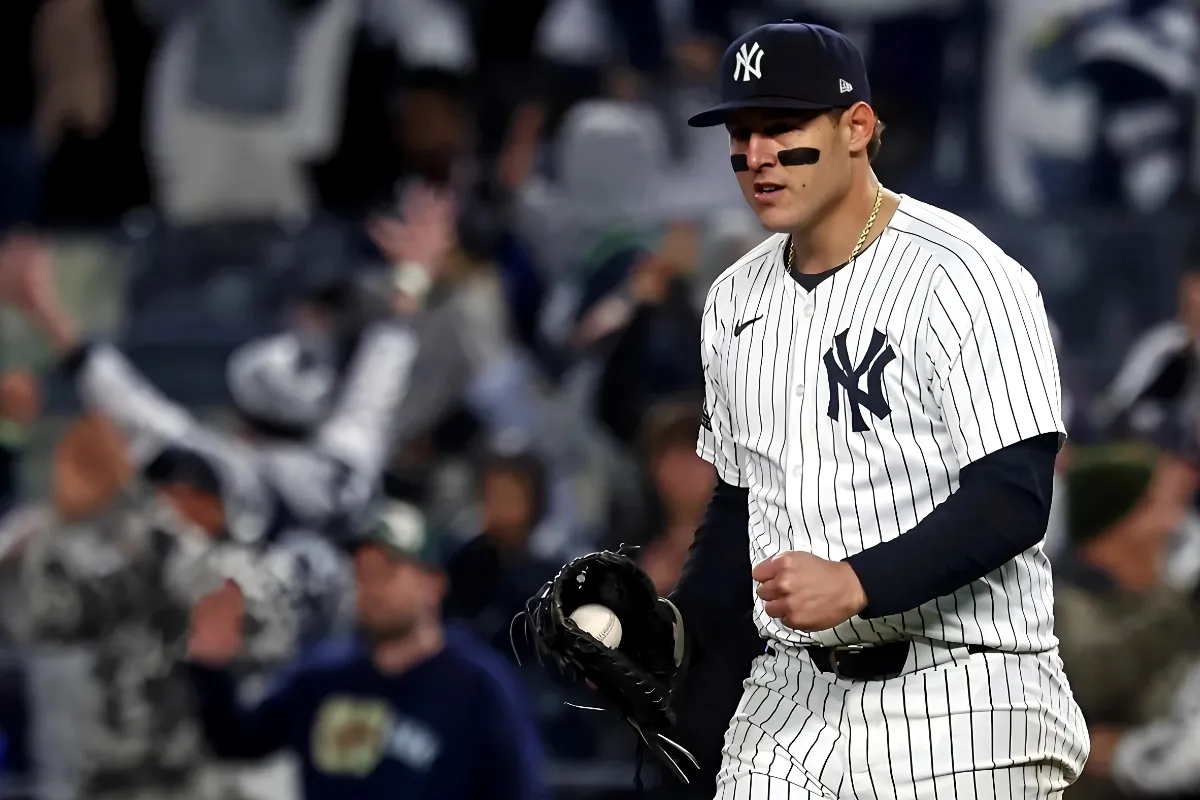 Yankees are dishing out $16 million for 2 players no longer on the team - lulu