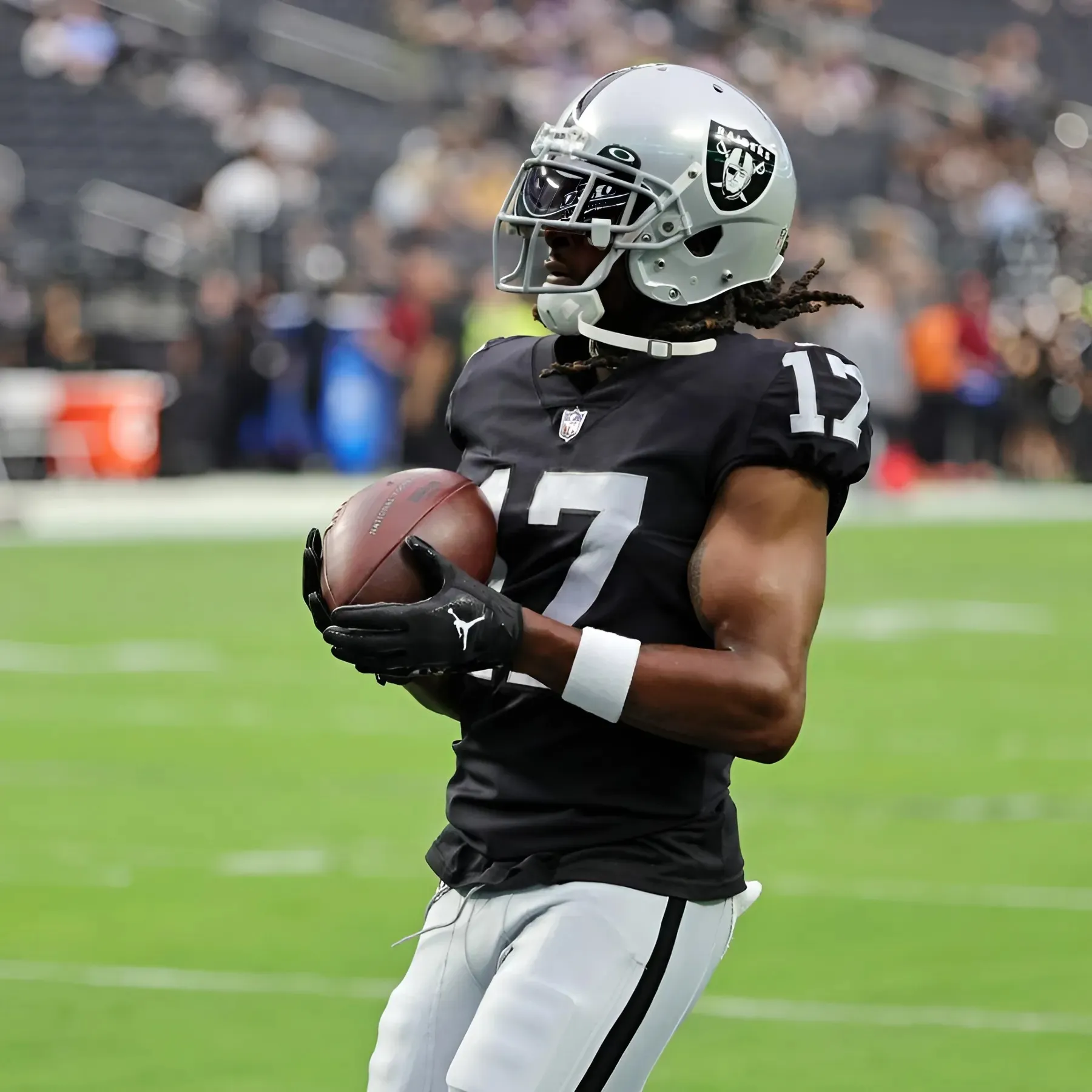 Controversial Ex-Raiders 1st-Round Draft Bust Signs With UFL Team