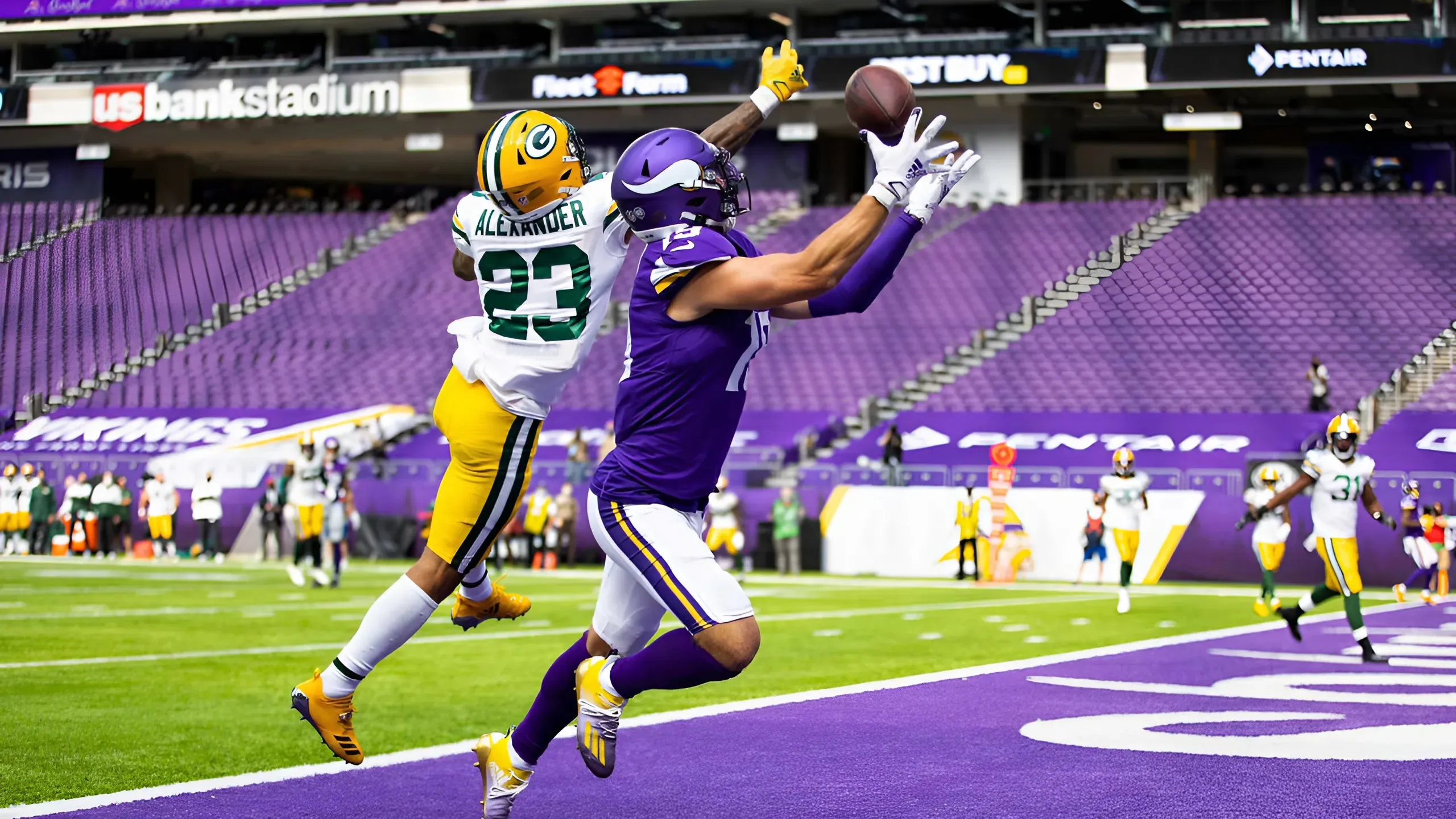 BREAKING: Minnesota Vikings Stifled the Packers With A Surprising Amount Of Man Coverage