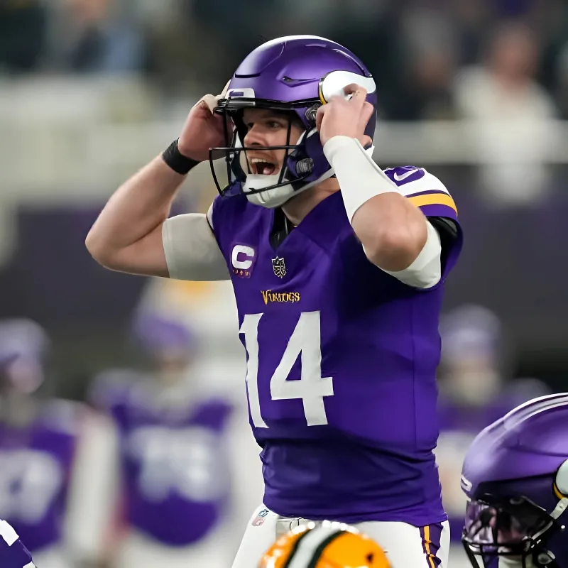 Vikings Warned Against Potentially Costly Decision on Sam Darnold