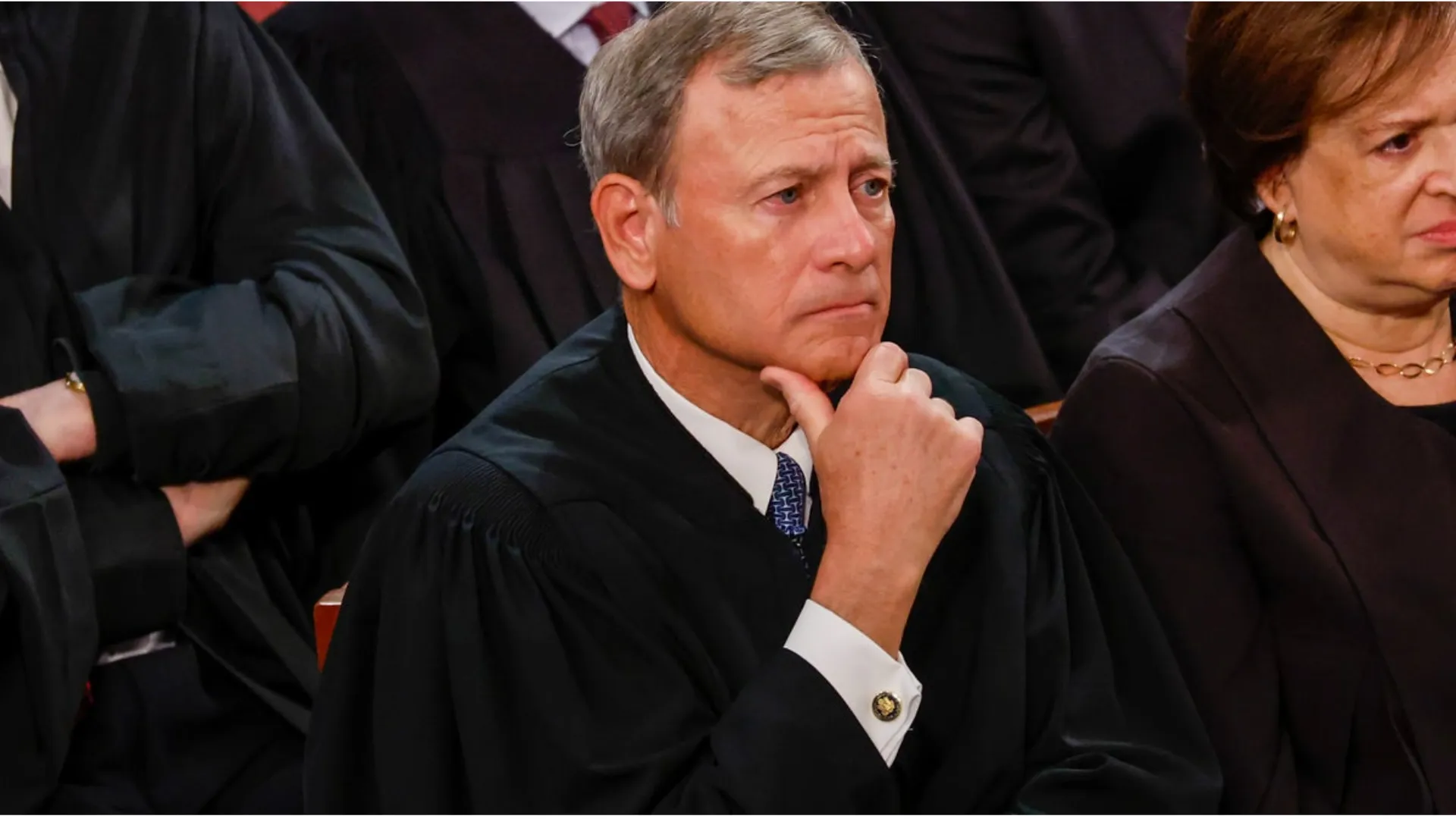 Chief Justice John Roberts Warns Against Ignoring Supreme Court Rulings Amid Growing Tensions with Trump