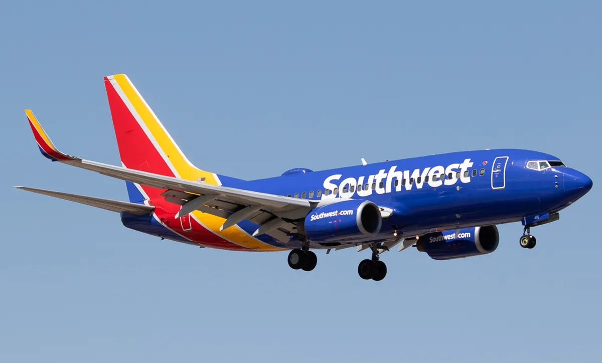 Southwest Airlines reportedly boots passenger off flight after cat defecates