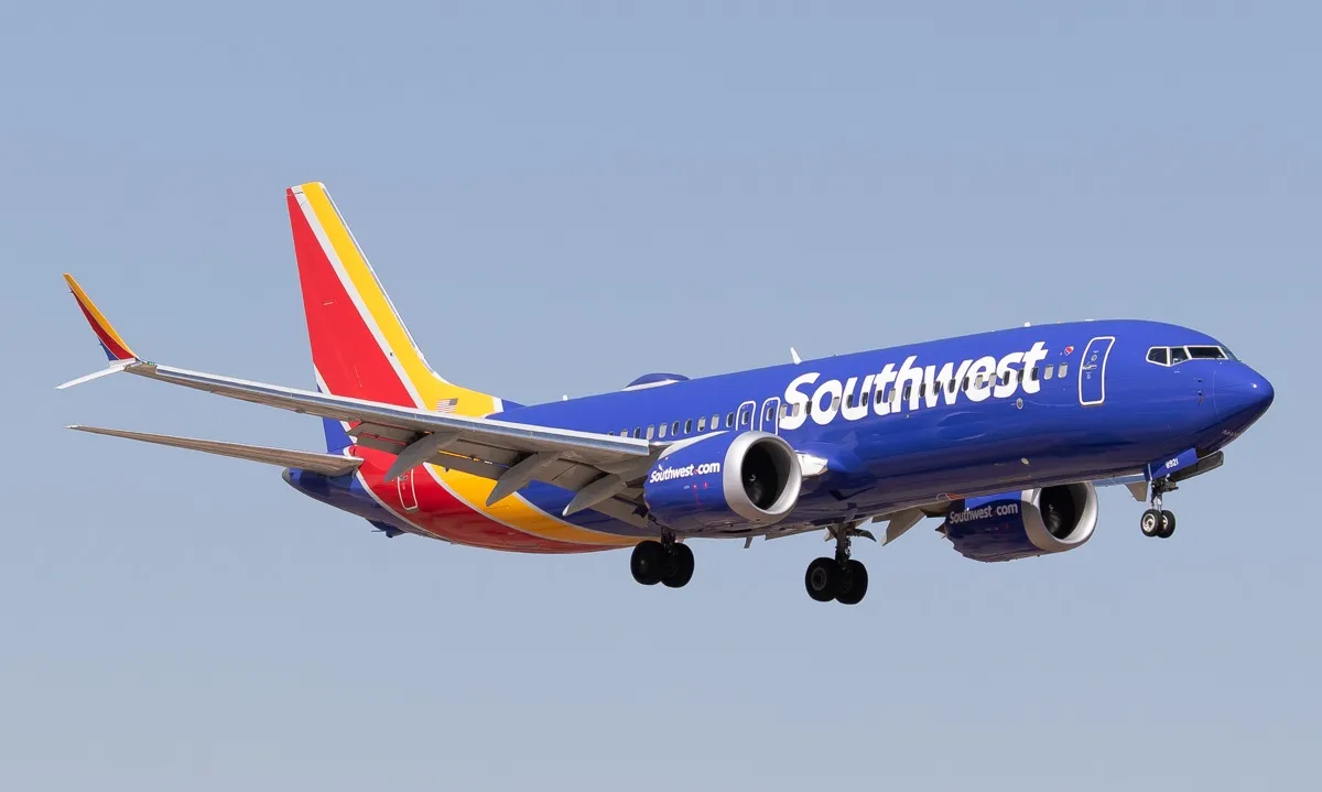 Southwest passengers cheated airline’s early boarding code, claiming wheelchair need, but walked away upon landing