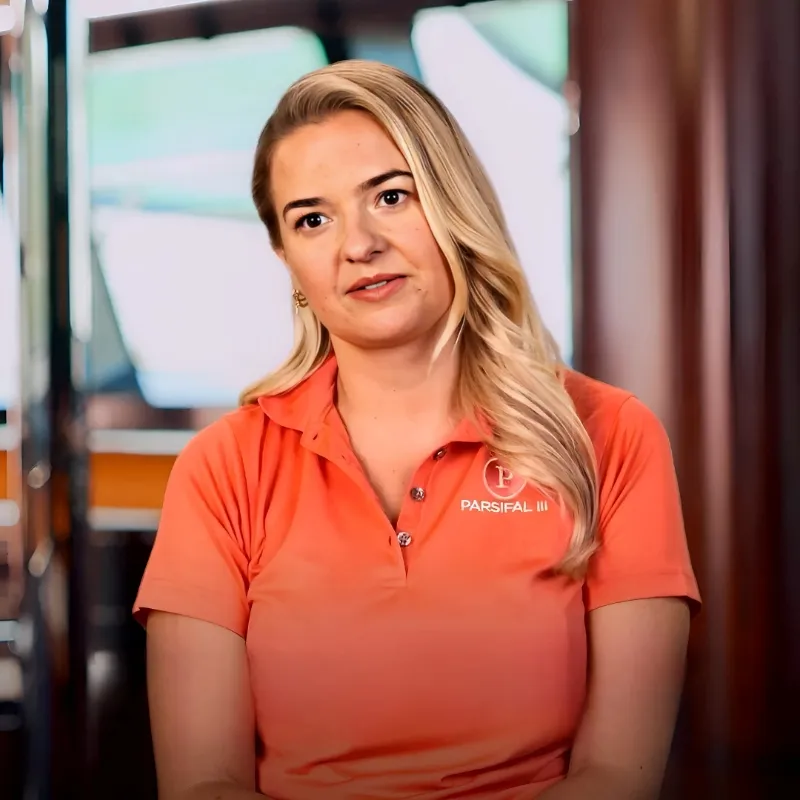 Does Daisy quit Below Deck Sailing Yacht?