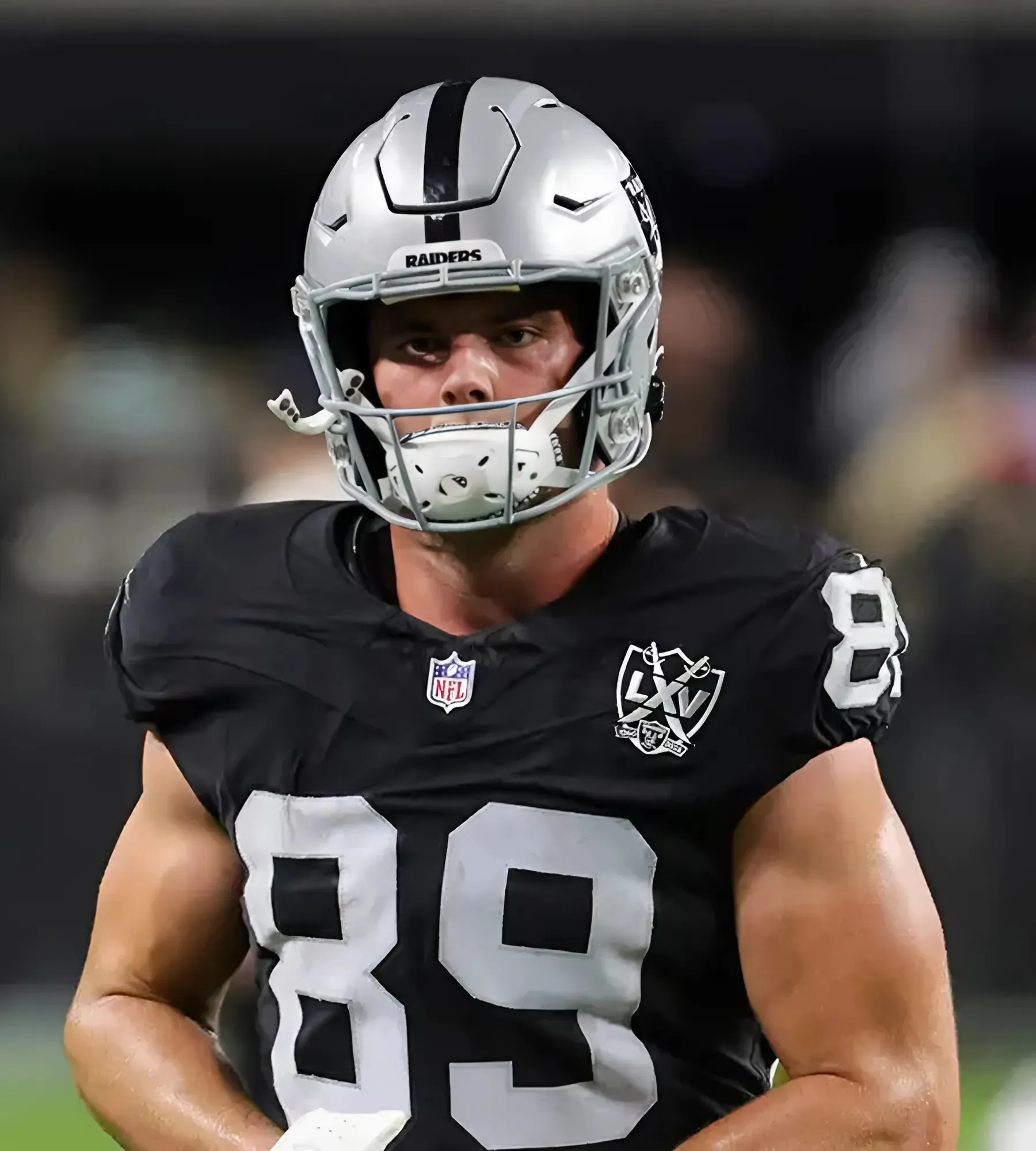 Rob Gronkowski Sends Strong Message on Raiders TE Brock Bowers