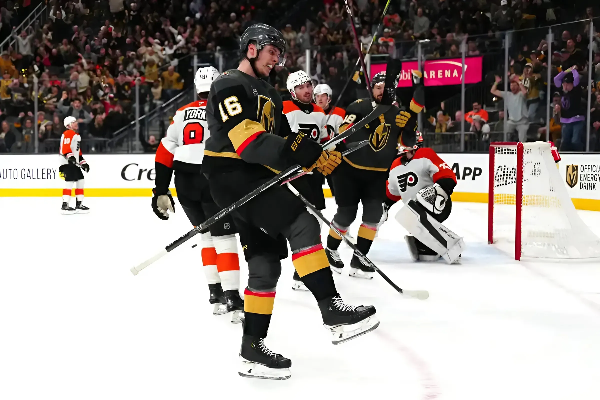 Golden Knights bounce back with 5-2 win against Flyers