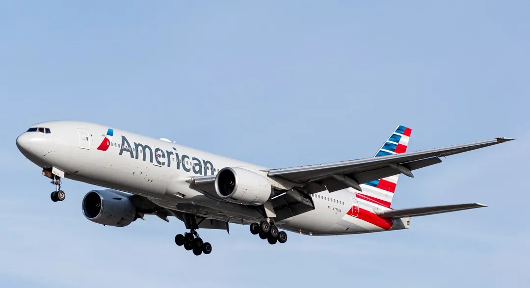 American Airlines pilot shares two reasons your seat won't recline on plane