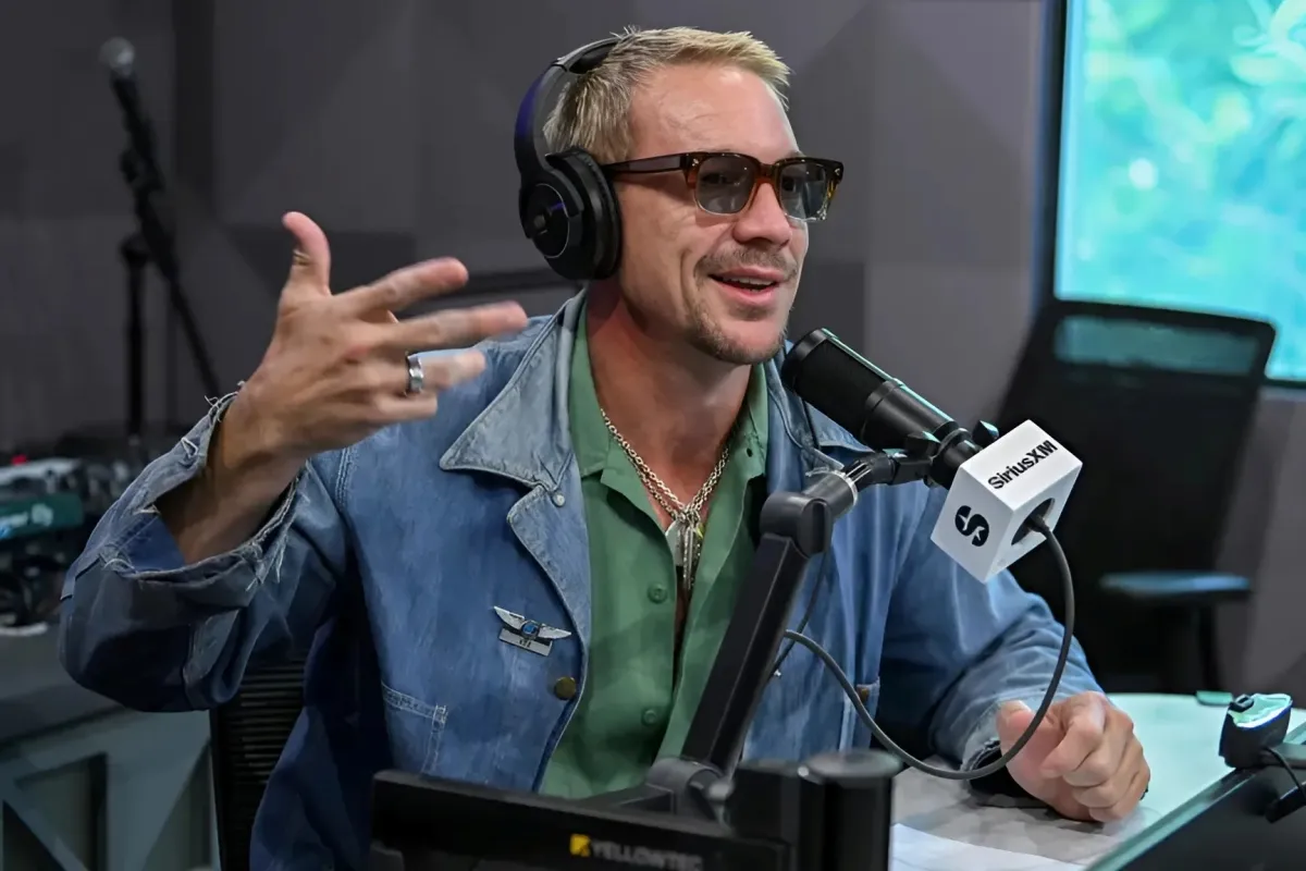 Diplo Shocks Andy Cohen and Anderson Cooper With LSD Confession on NYE ngocc