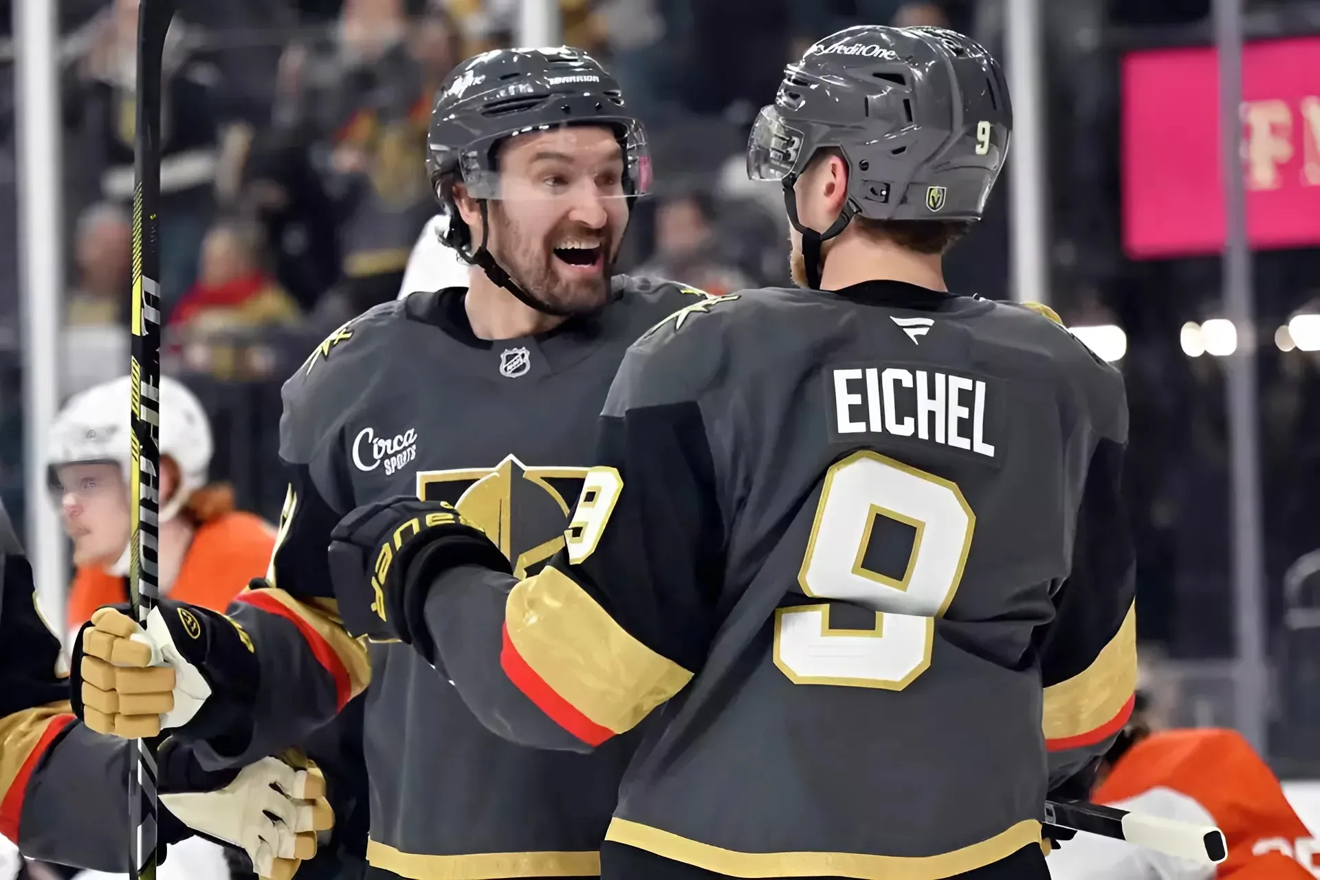 Golden Knights score 3 in 2nd period and beat Flyers 5-2