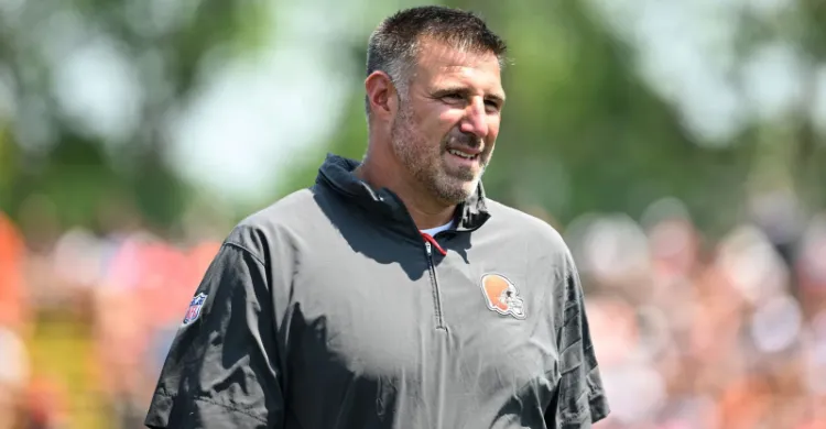 Report: Mike Vrabel Interview With Jets Goes 'Very Well'