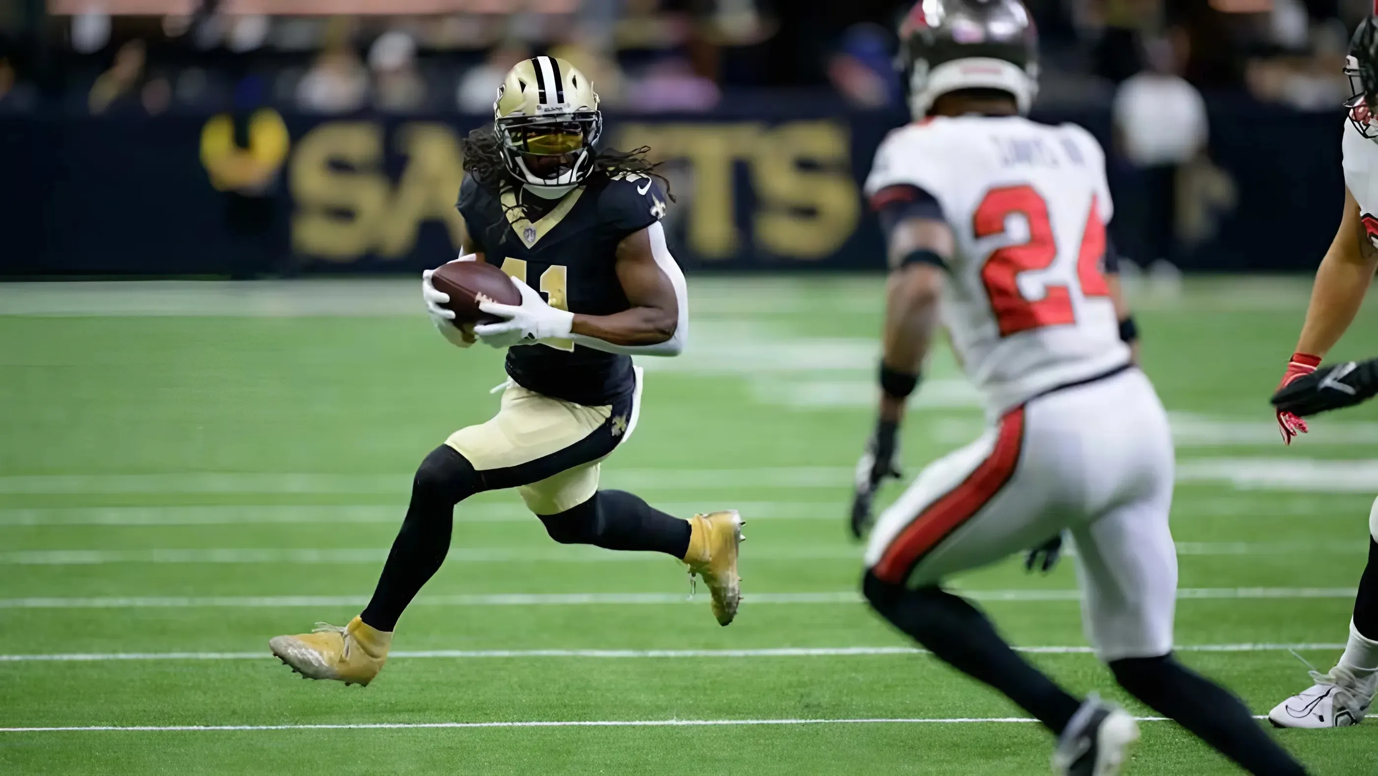 Saints Running Back Alvin Kamara Ends Season Just Shy Of 1,000-Yard Goal