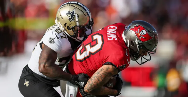 Former Saints player slams the team for their mistake in final moments for Mike Evans' historic catch