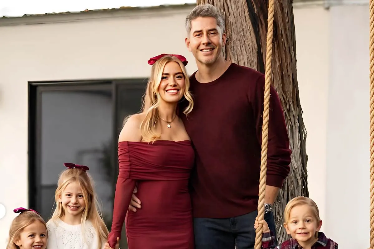 Lauren Luyendyk Reveals She ‘Secretly Wants to Be Pregnant Again’ — See Arie Luyendyk Jr.’s Reaction! tram