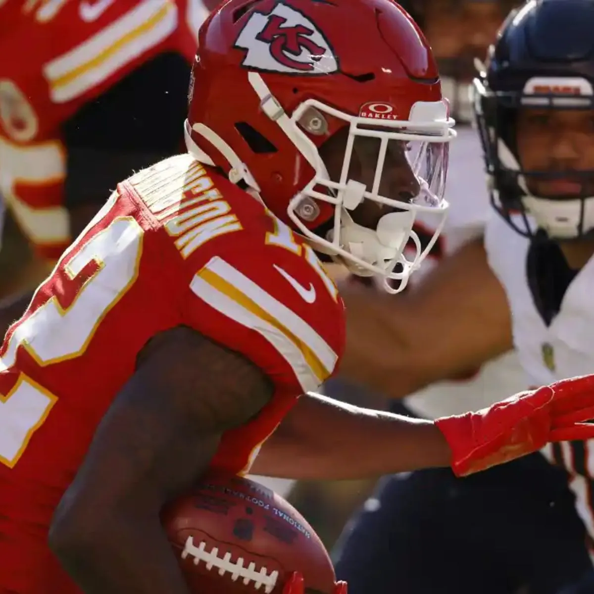 Chiefs Reunite With WR Cut Ahead of NFL Playoffs: Report