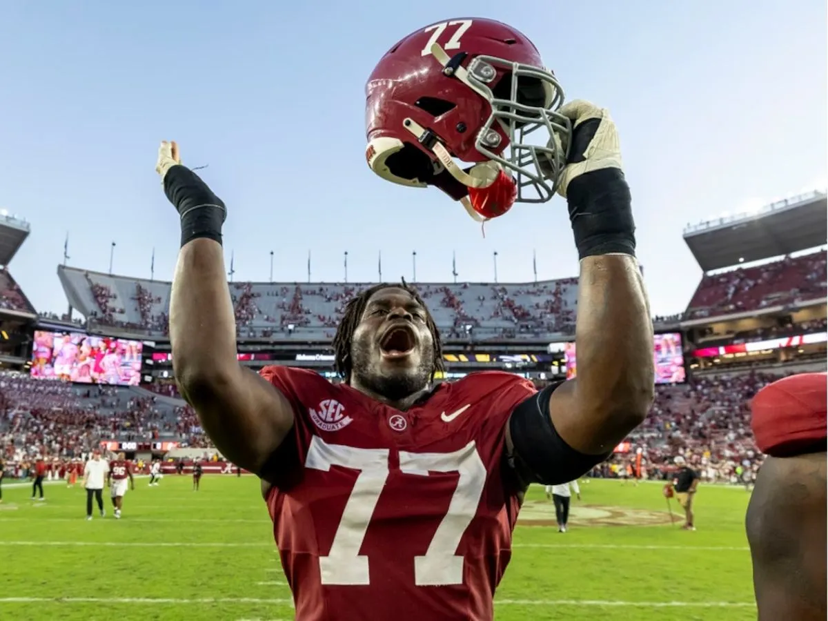 Alabama football starter announces return for 2025