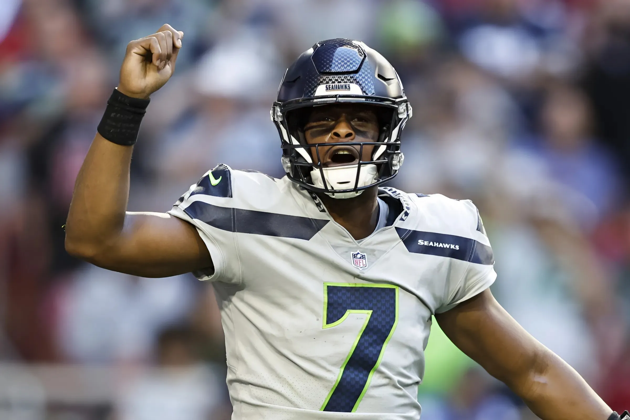 Seahawks’ Mike MacDonald Breaks Silence on Future of QB Geno Smith