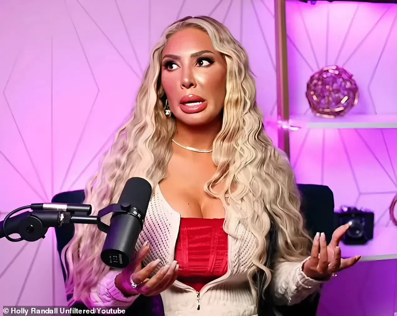 Farrah Abraham claims her parents helped her negotiate Teen Mom sex tape deal with porn company