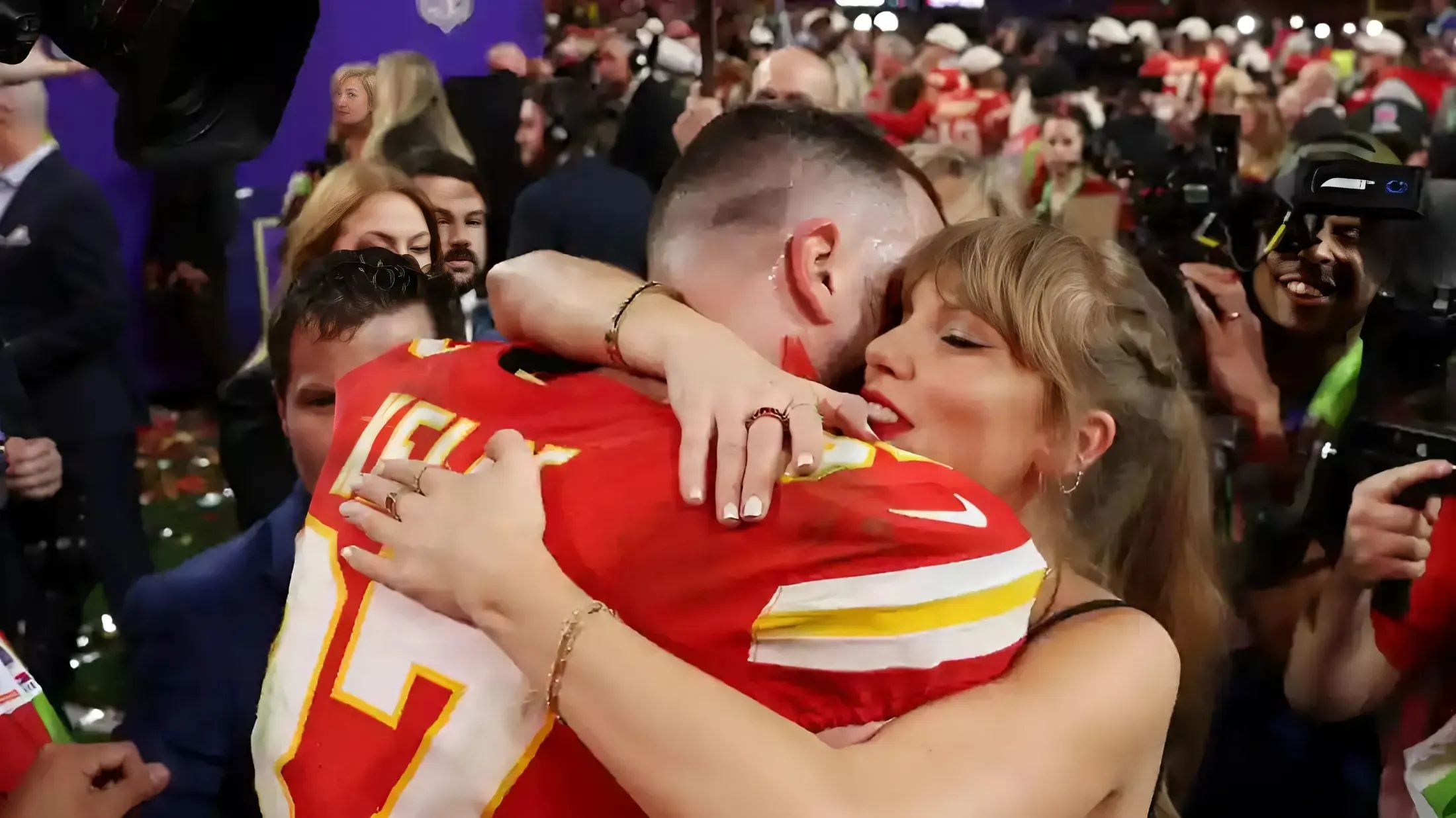 Travis Kelce and Taylor Swift Both Get Historic News on Same Day