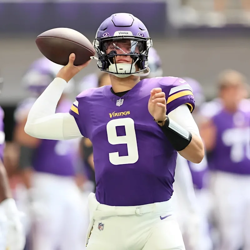 Vikings Must Ignore J.J. McCarthy Trade Talk, Keep QB of the Future amid NFL Rumors