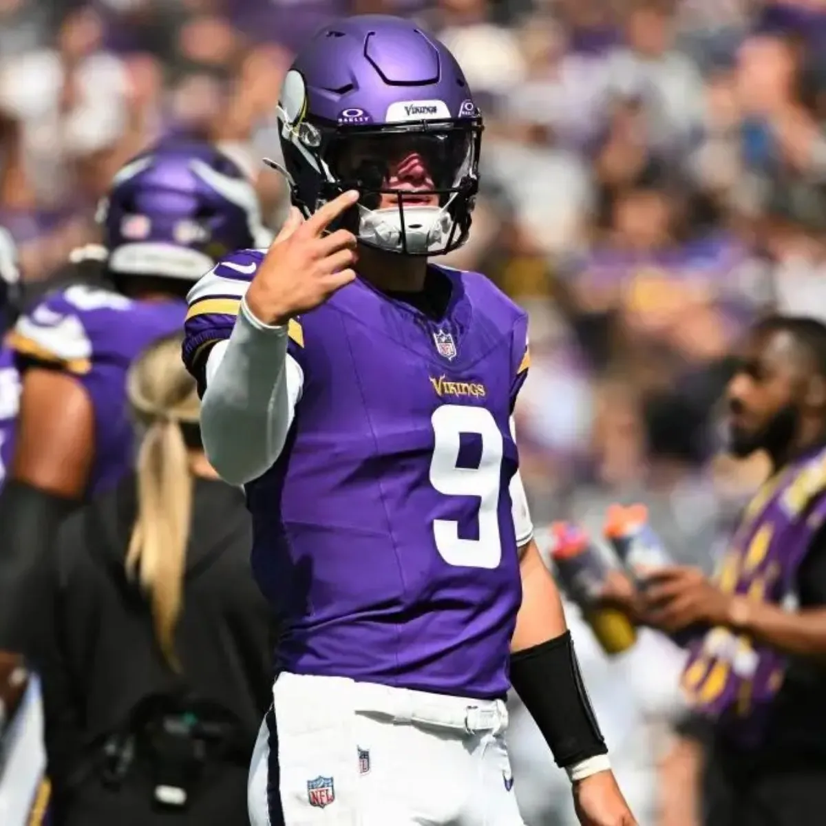 Vikings Trade Pitch Flips J.J. McCarthy to NFC Foe for Massive Return