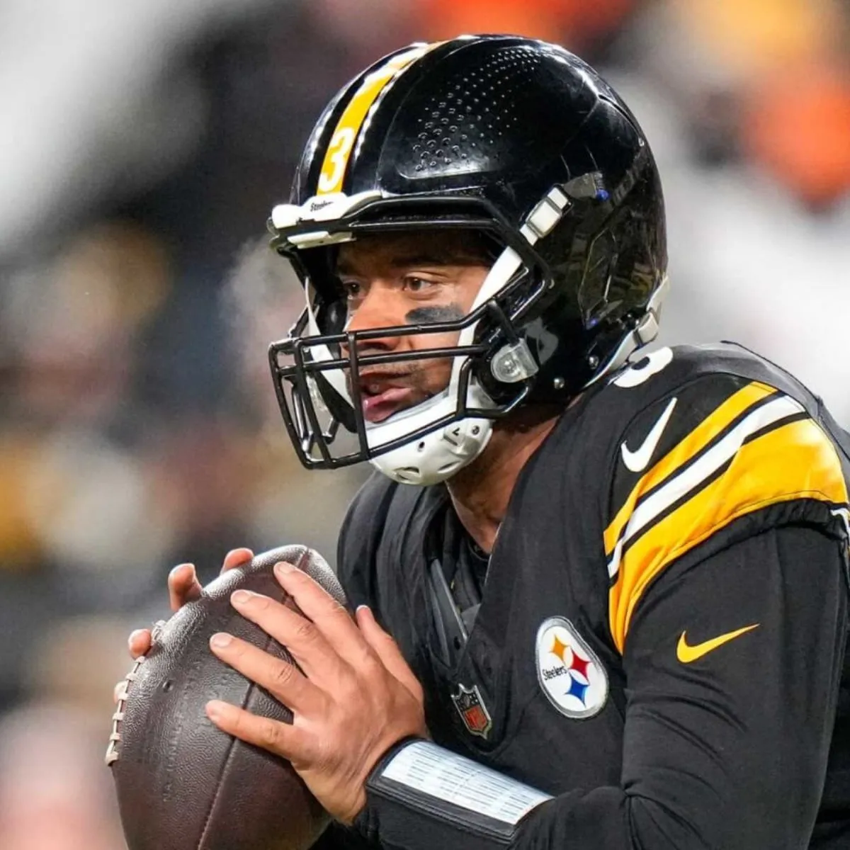 Steelers' Russell Wilson Victim Of Brutal Tirade As Biggest Hater Revoked His Apology: 'He Still Sucks'