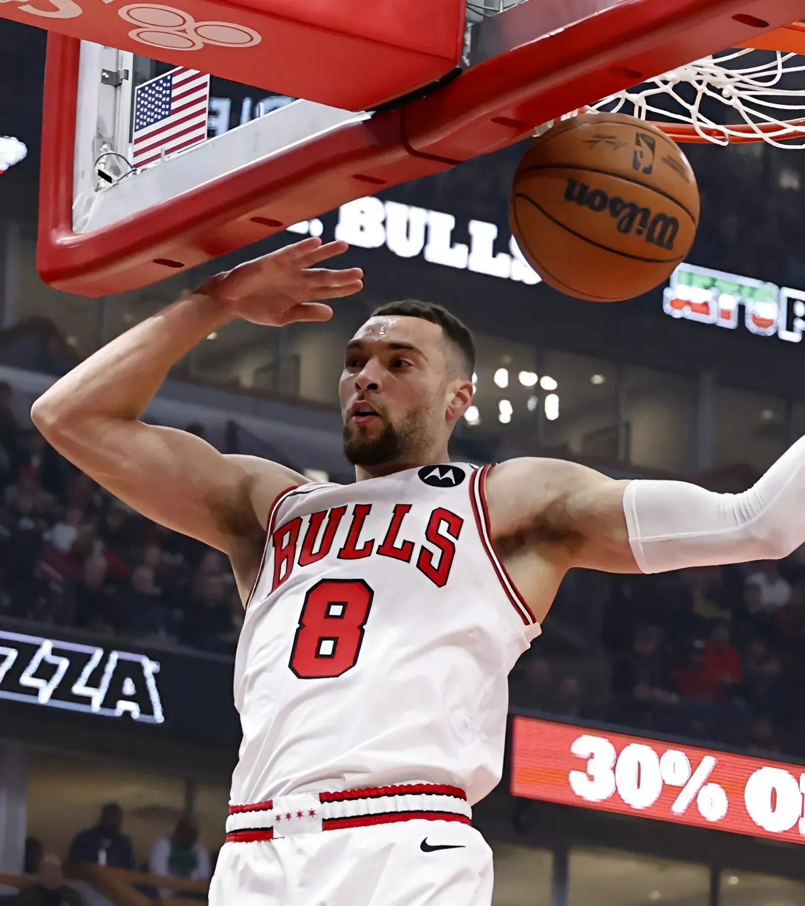 Zach LaVine goes off again as Bulls blast Wizards