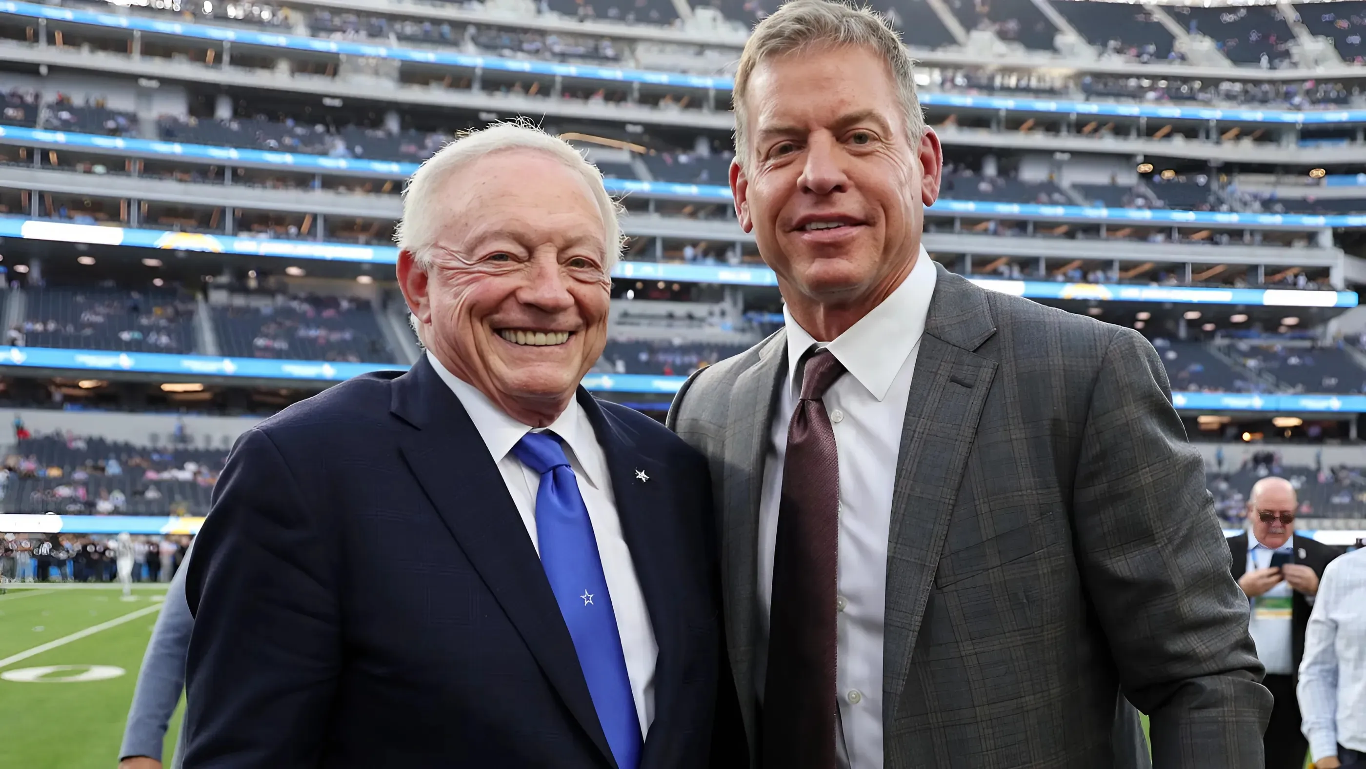 Troy Aikman states the painfully obvious about Cowboys' Mike McCarthy saga