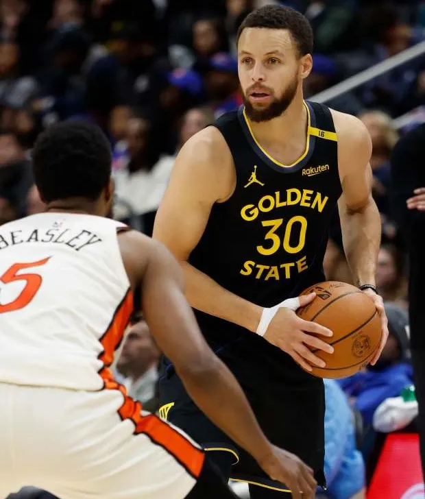 Warriors' Steph Curry Posts Message Amid California Wildfires