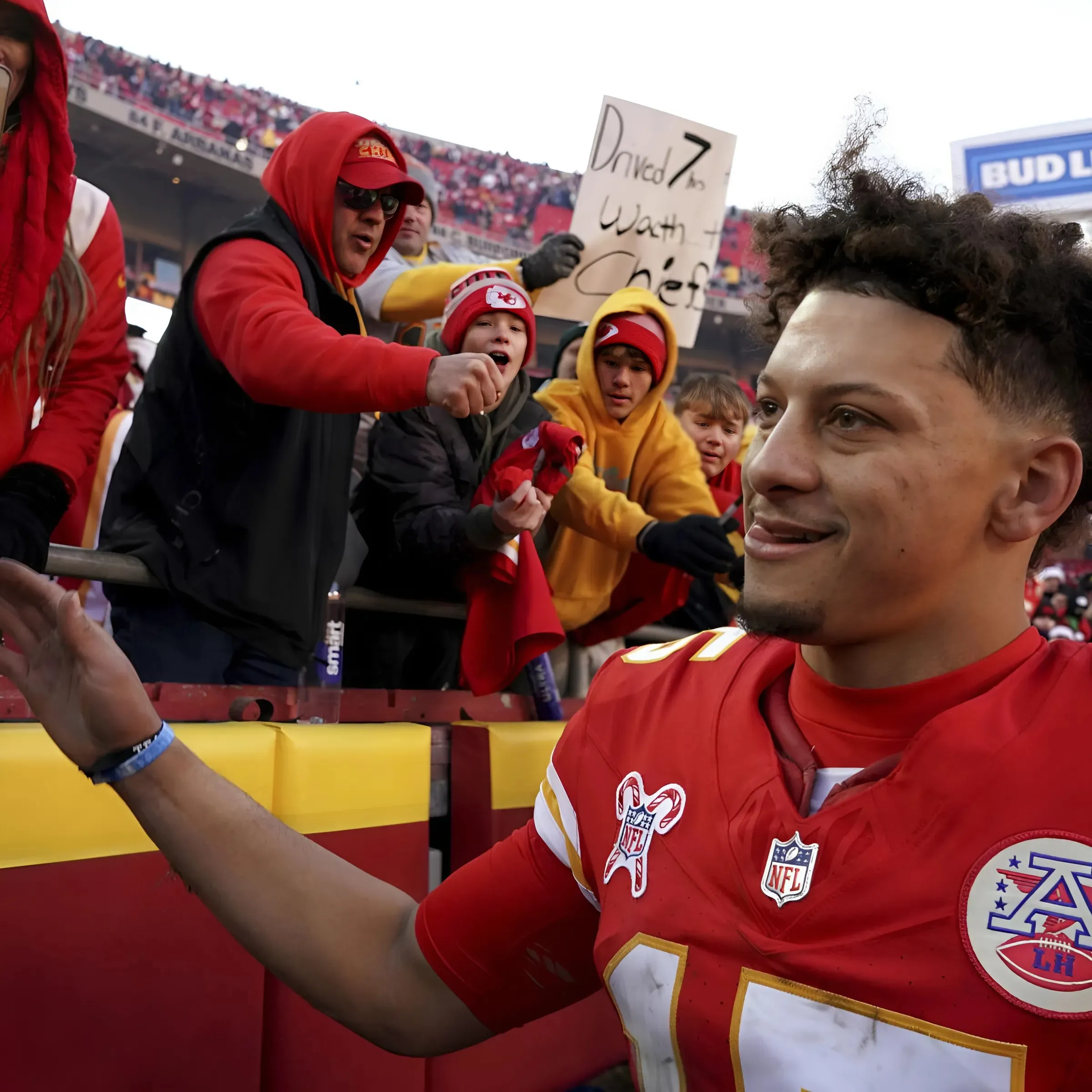 Chargers fans' reactions to season-ending loss will have Chiefs fans cracking up