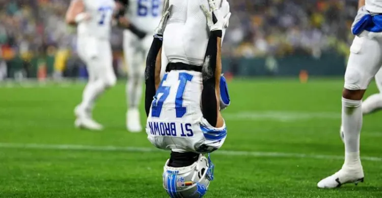 Lions fan takes it to another level to pay homage to Amon-Ra St. Brown