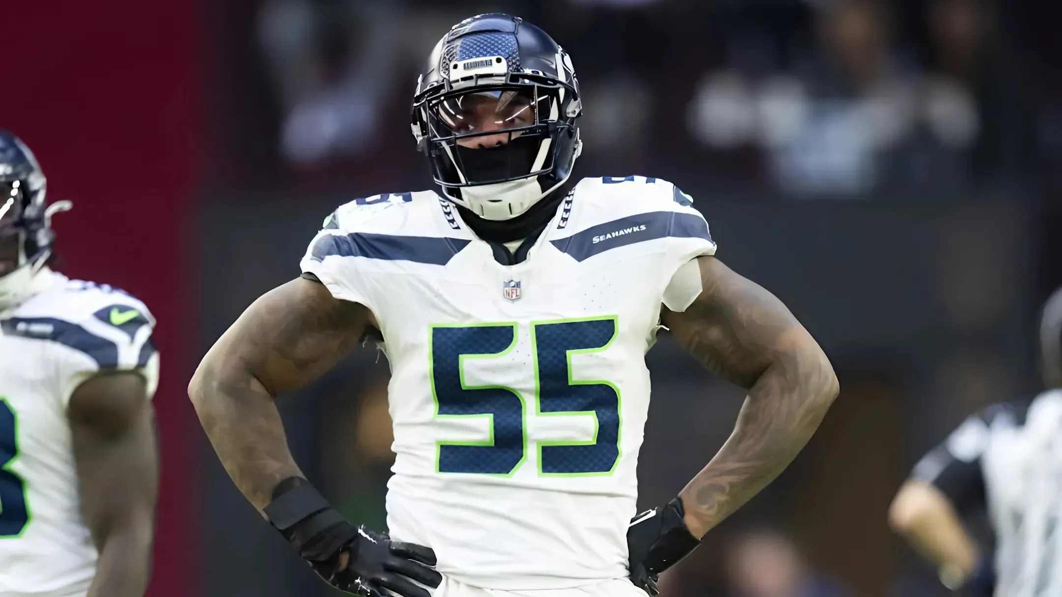 Should Seahawks Move on From EDGE Dre'Mont Jones?