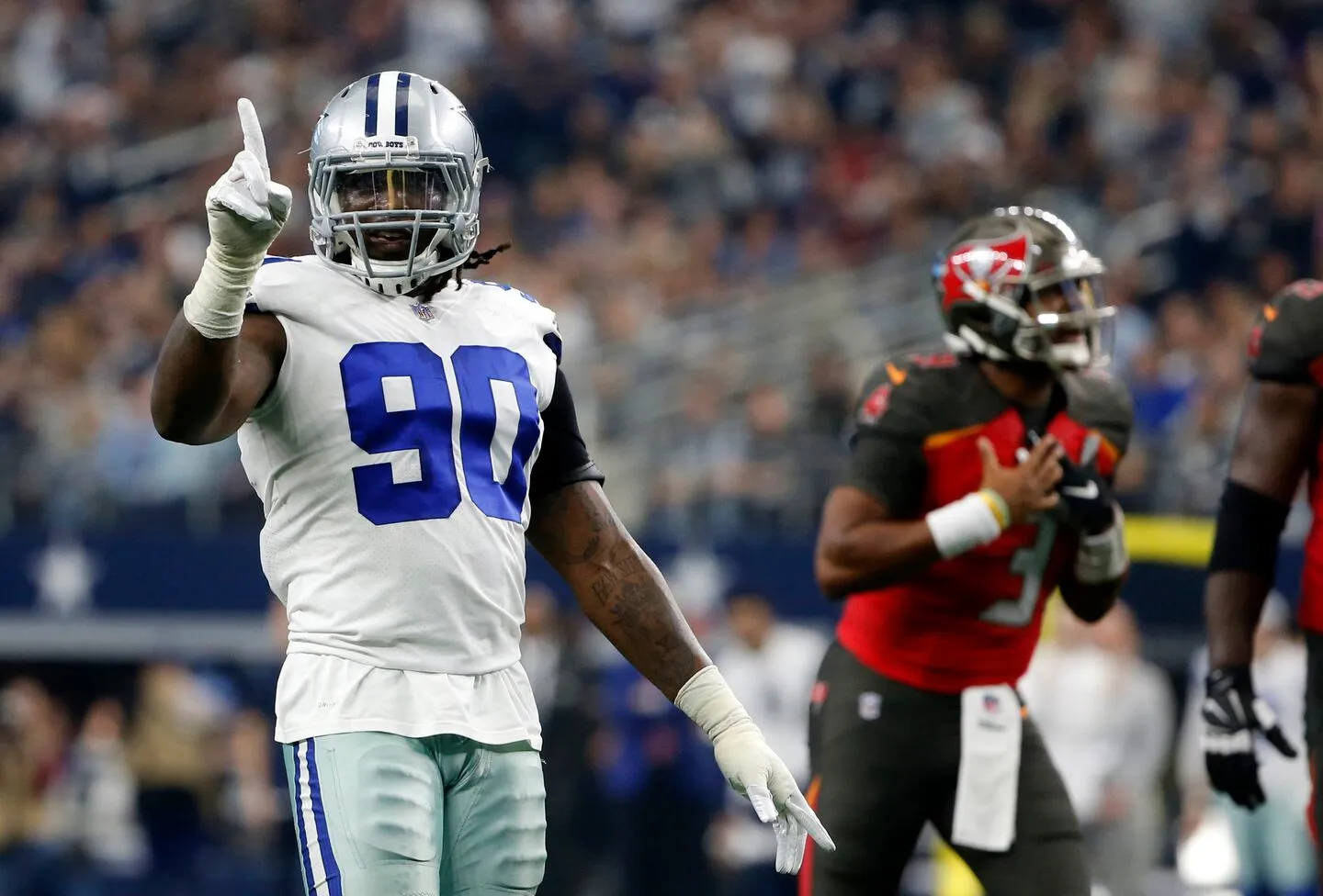 Cowboys’ DeMarcus Lawrence Could Reunite with Dan Quinn on Rival Commanders