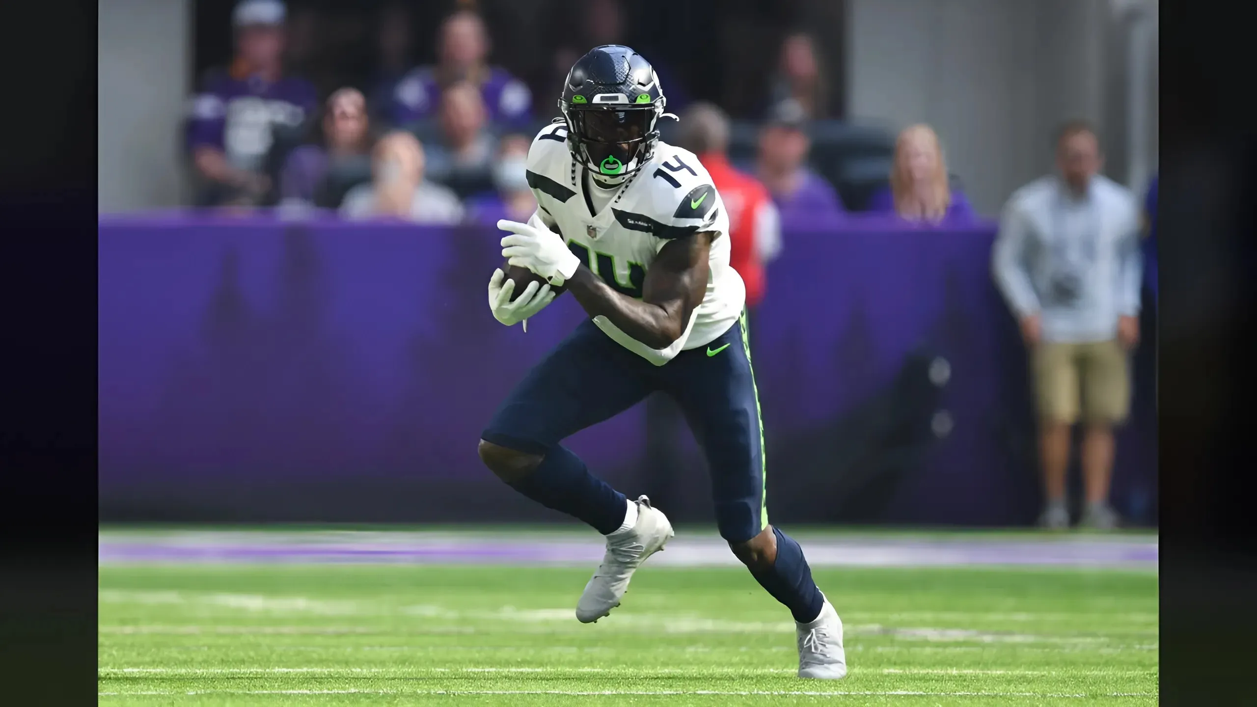 Seahawks Have Tough Decision to Make With Star WR Metcalf