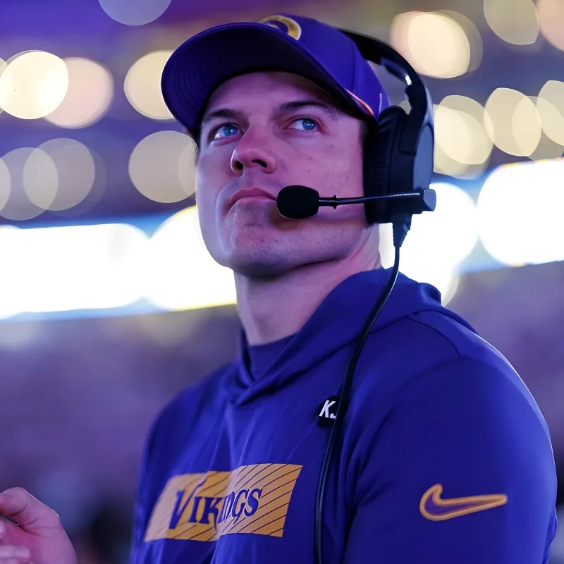 Vikings Poach Rival Rookie Star With Starters’ Future Uncertain