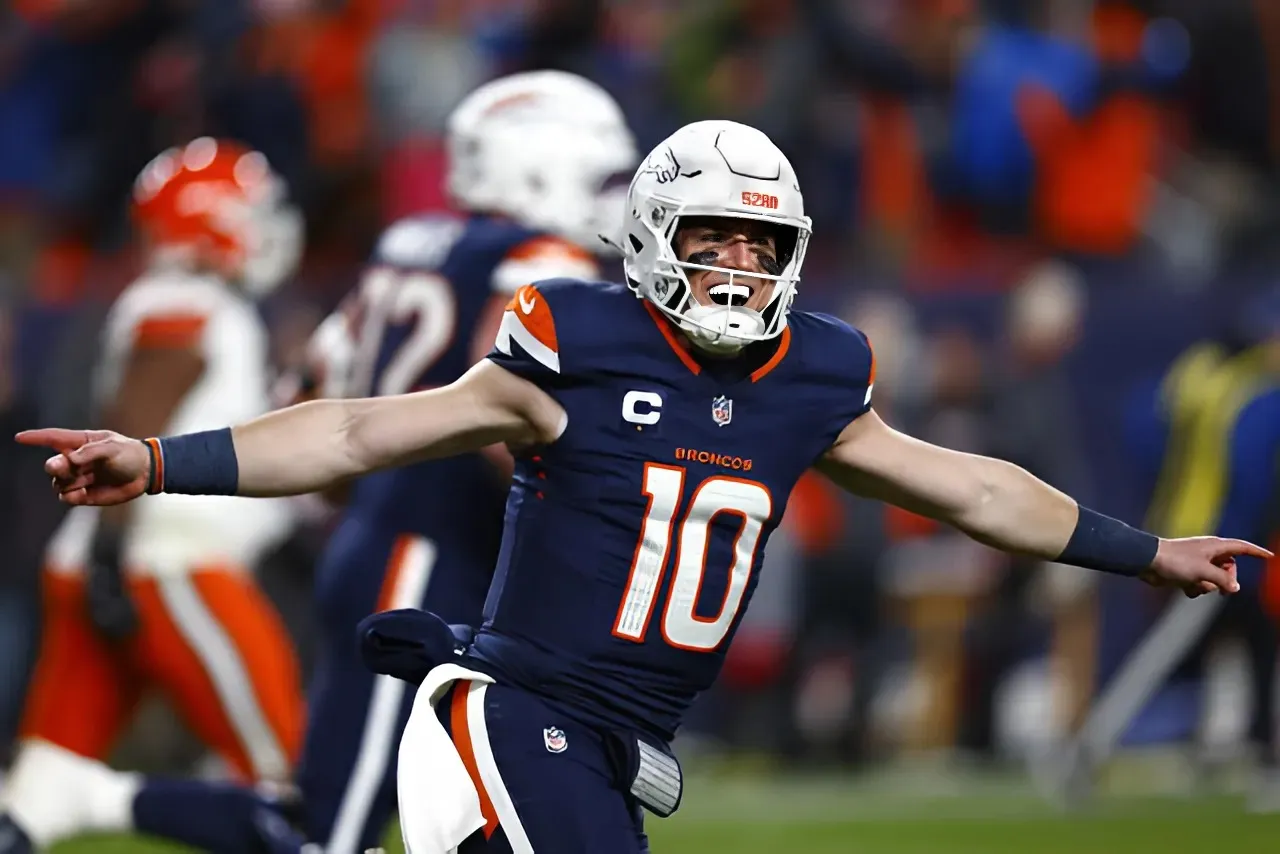 Denver Broncos Signal Strong Interest in Bo Nix Following Record-Breaking College Season