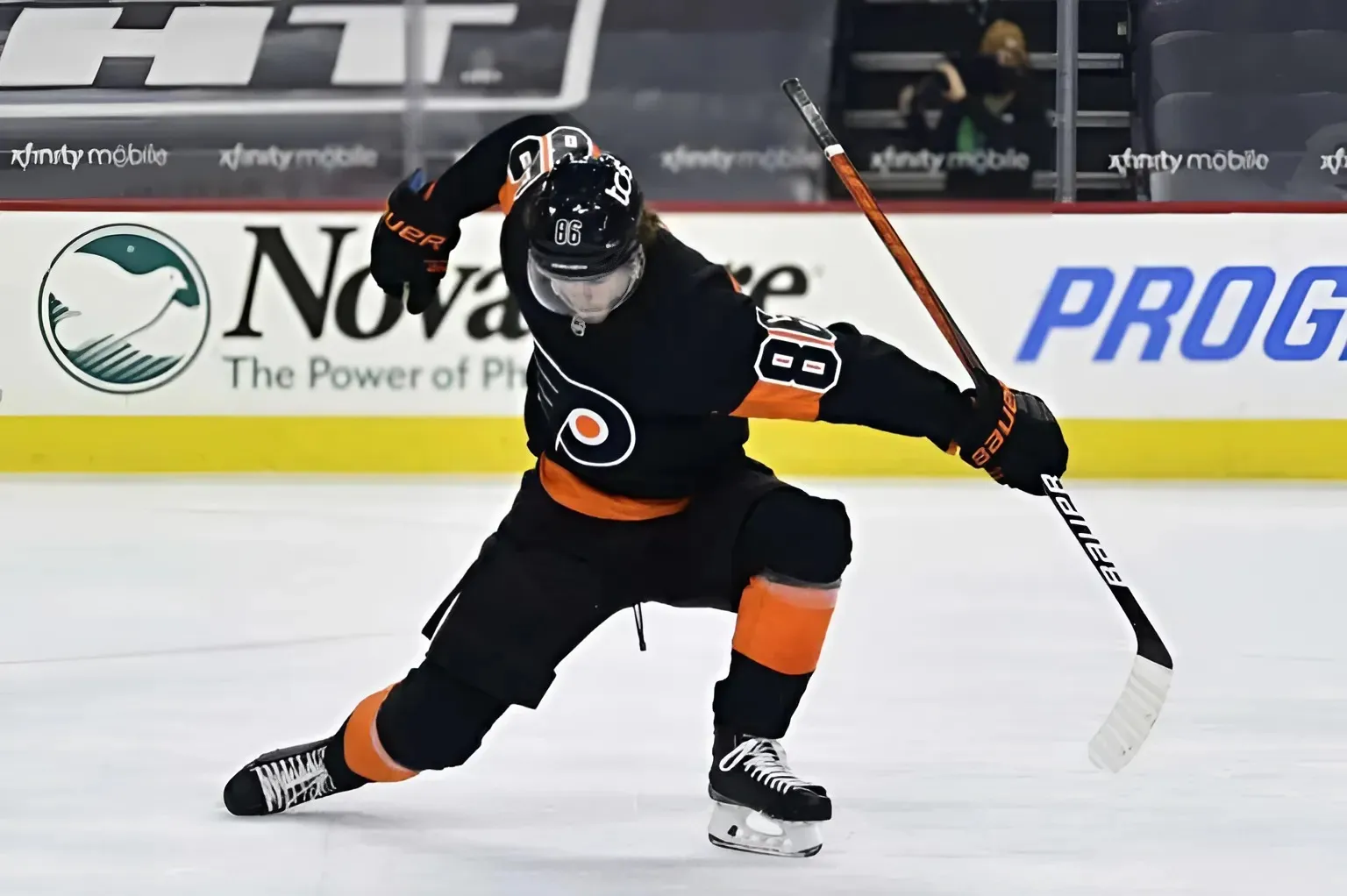 Joel Farabee Earns Two Points in his Return, Flyers Beats Isles 5-3