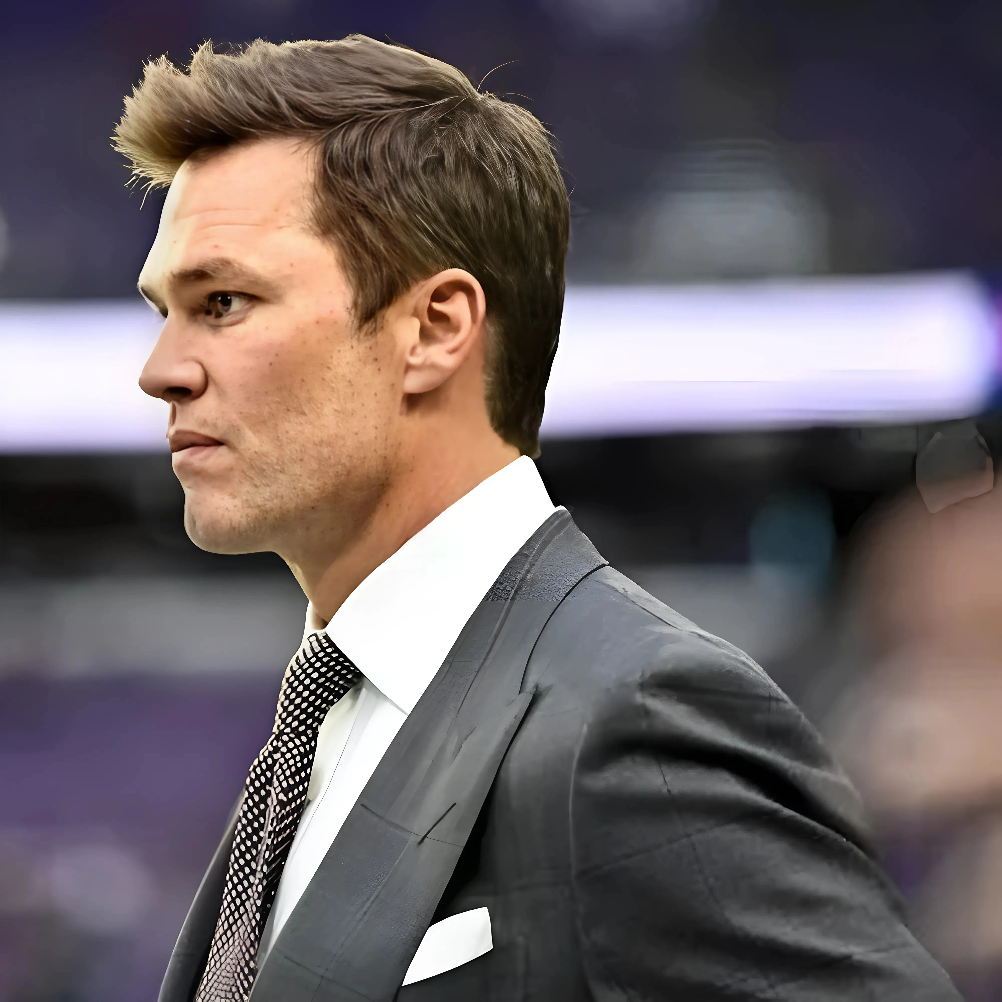 Tom Brady makes FOX NFL future decision after Raiders controversy put $375M job in doubt - suong