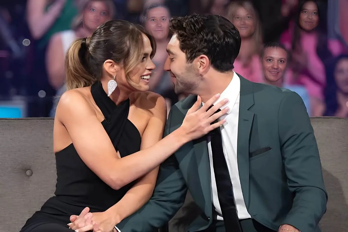 Kelsey Anderson Reveals Why She Isn’t Wearing Engagement Ring from Joey Graziadei tram